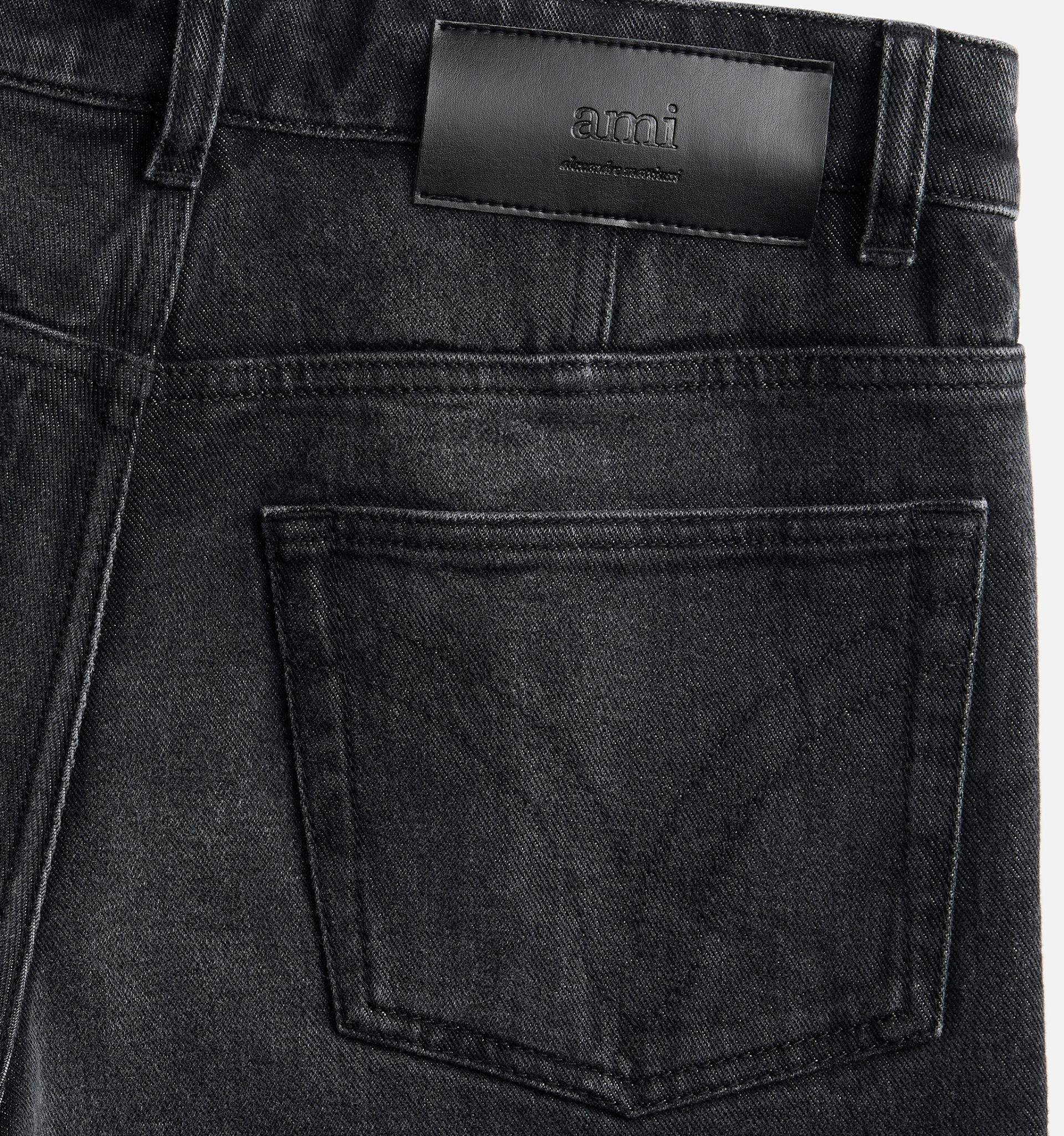 Tapered Fit Jeans - 3