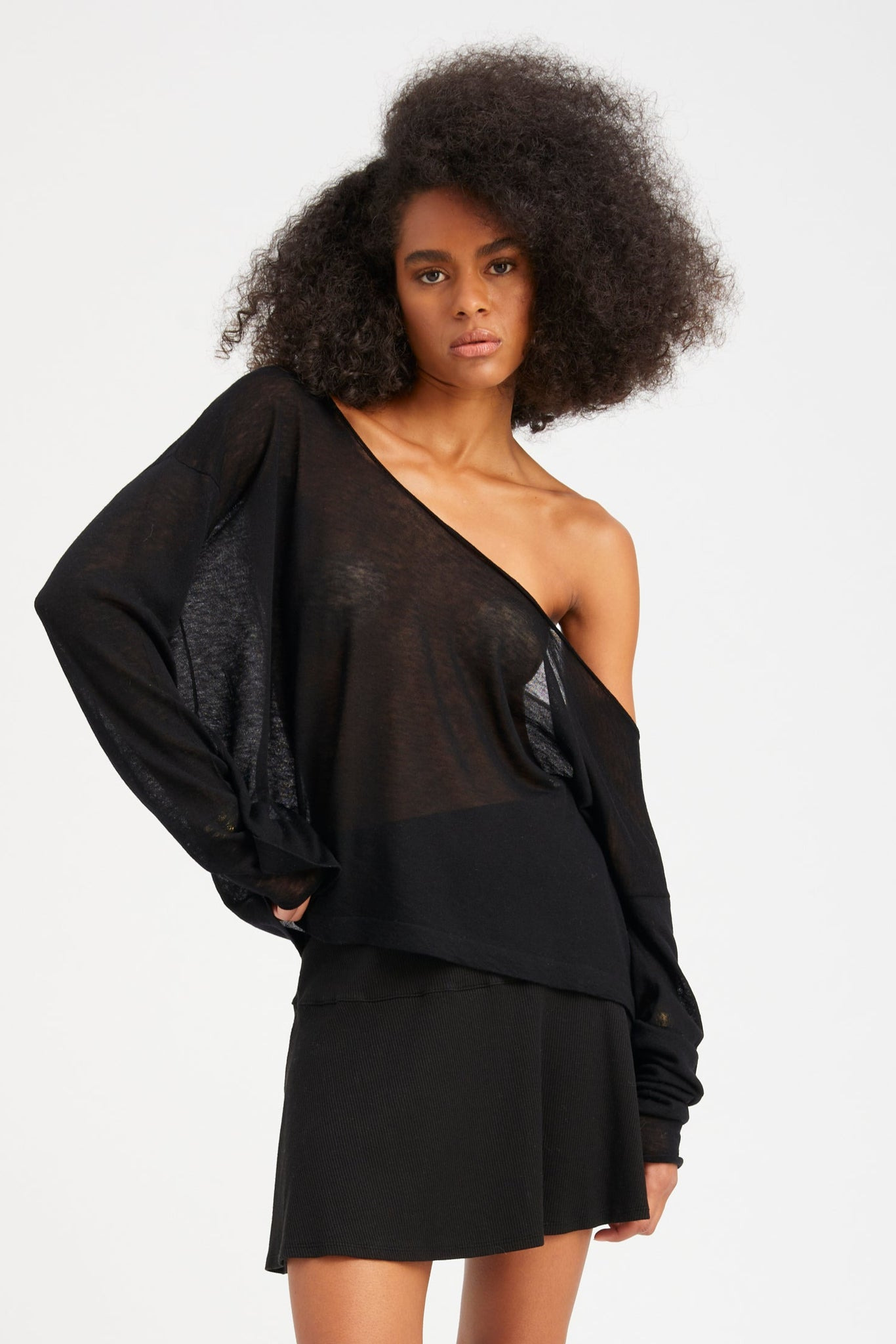 BLACK TISSUE CASHMERE OFF-SHOULDER TOP - 4