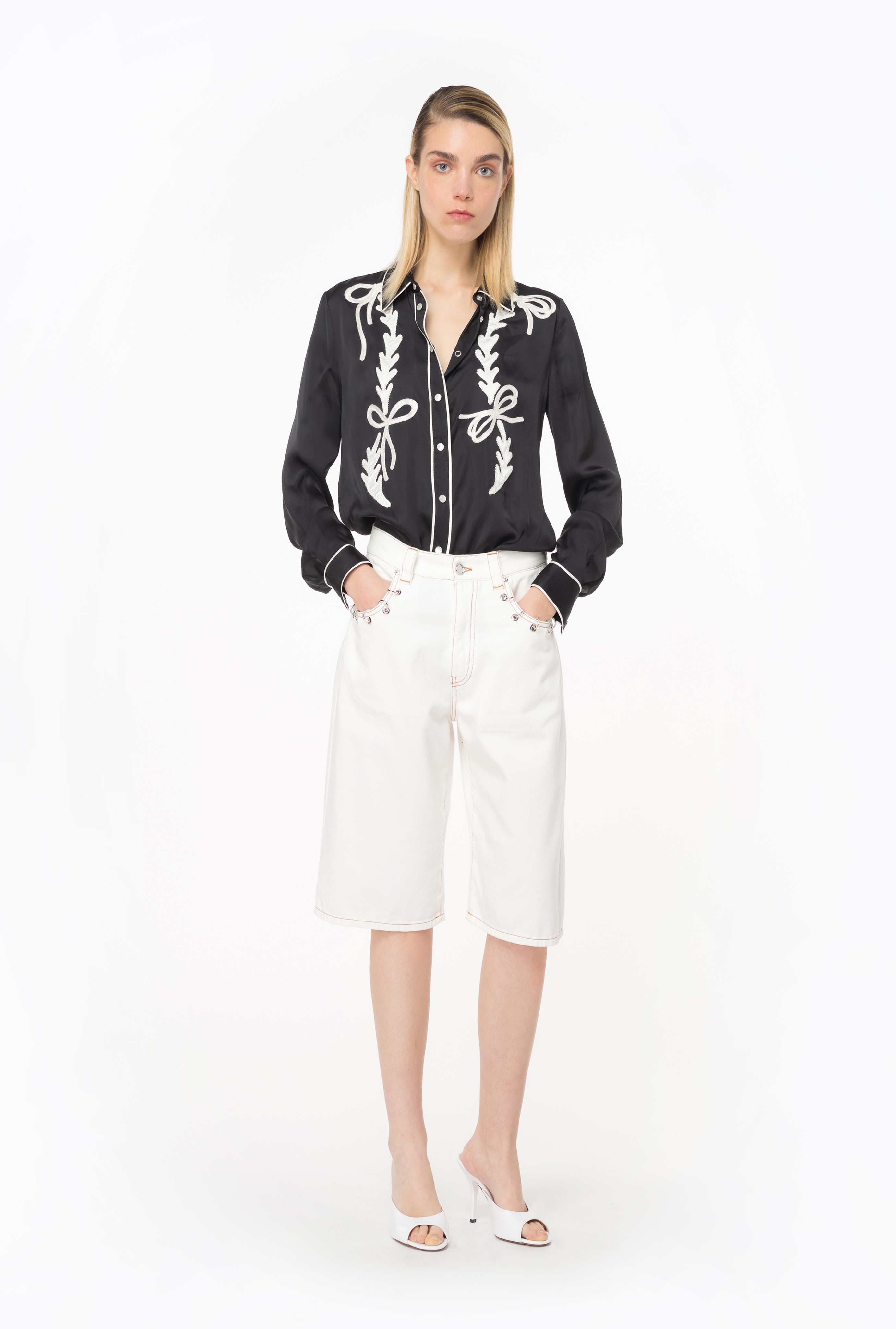 BULL BERMUDA SHORTS WITH PIERCING DETAIL - 2