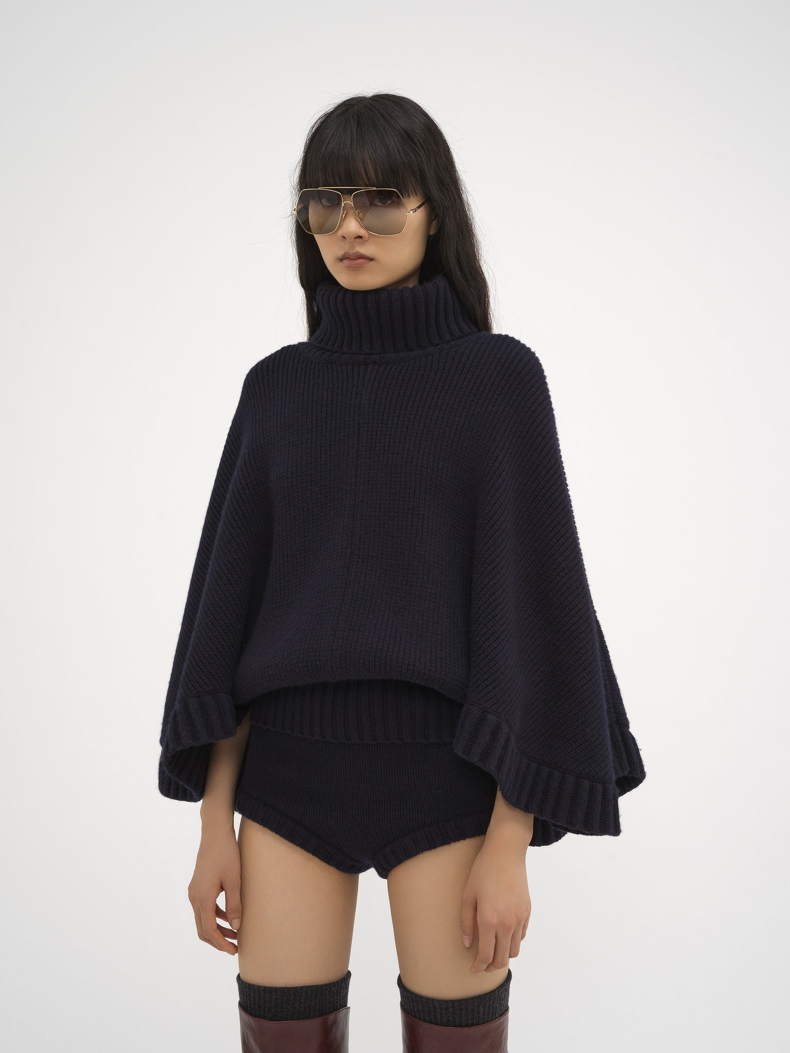 SHORT TURTLENECK CAPE - 4