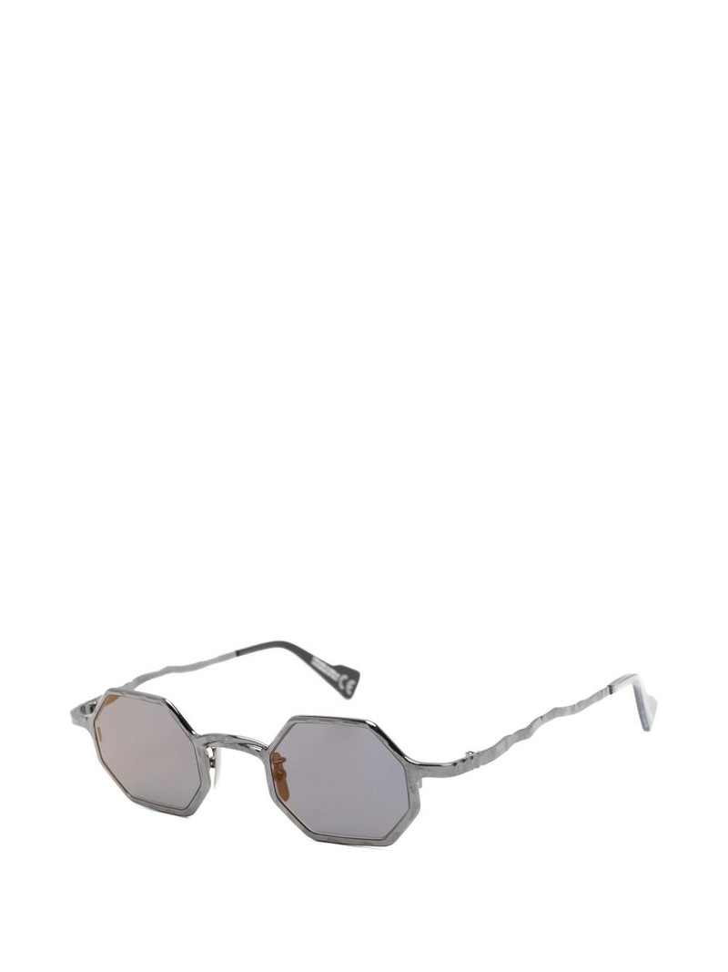 Kuboraum geometric-frame sunglasses outlook