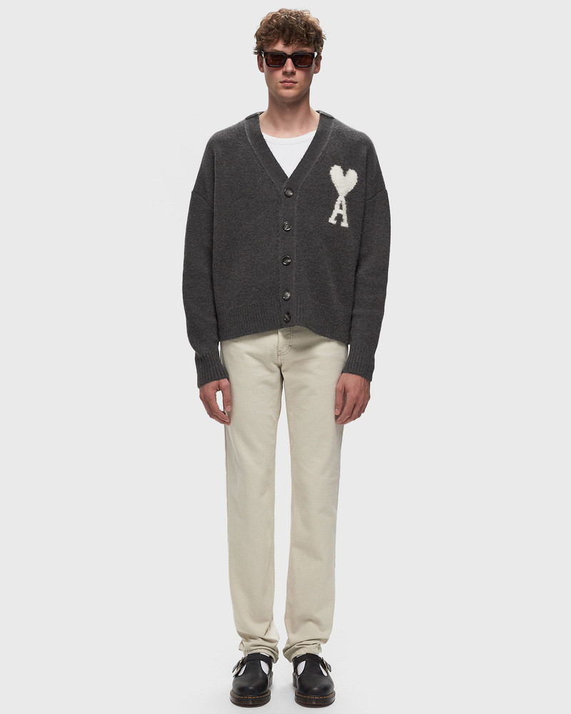 AMI Paris JEAN CLASSIC FIT outlook