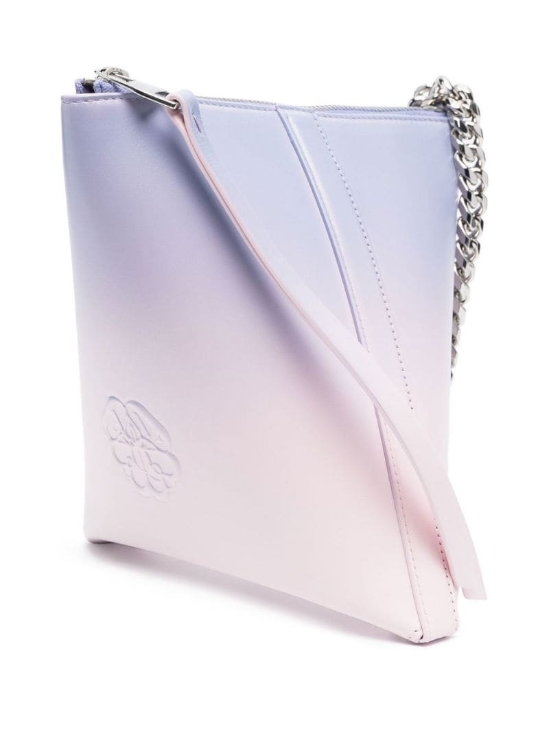 gradient-effect triangle clutch bag - 3