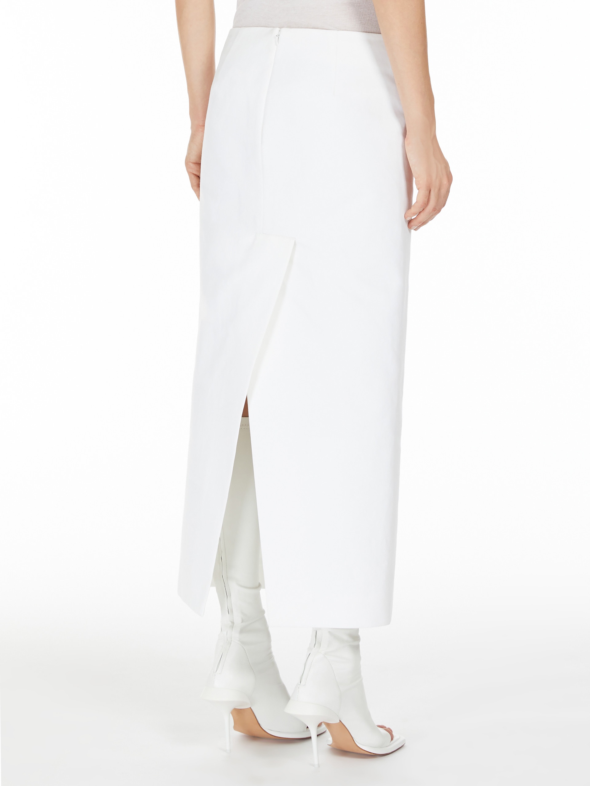 ACCORDO1234 Calf-length skirt with diagonal slit - 4