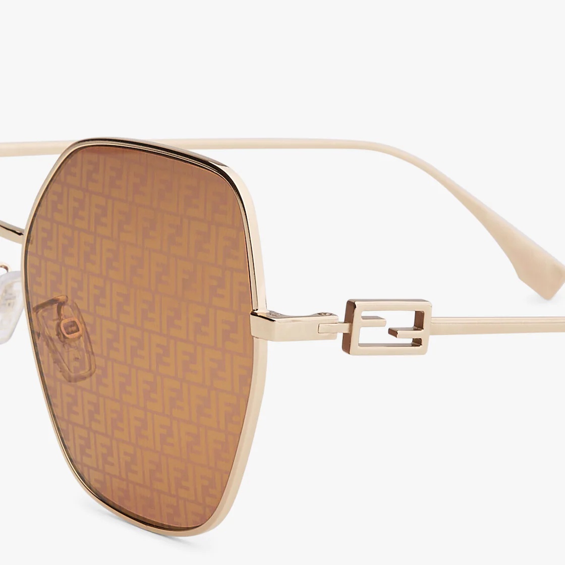 Sunglasses with brown lenses - 3