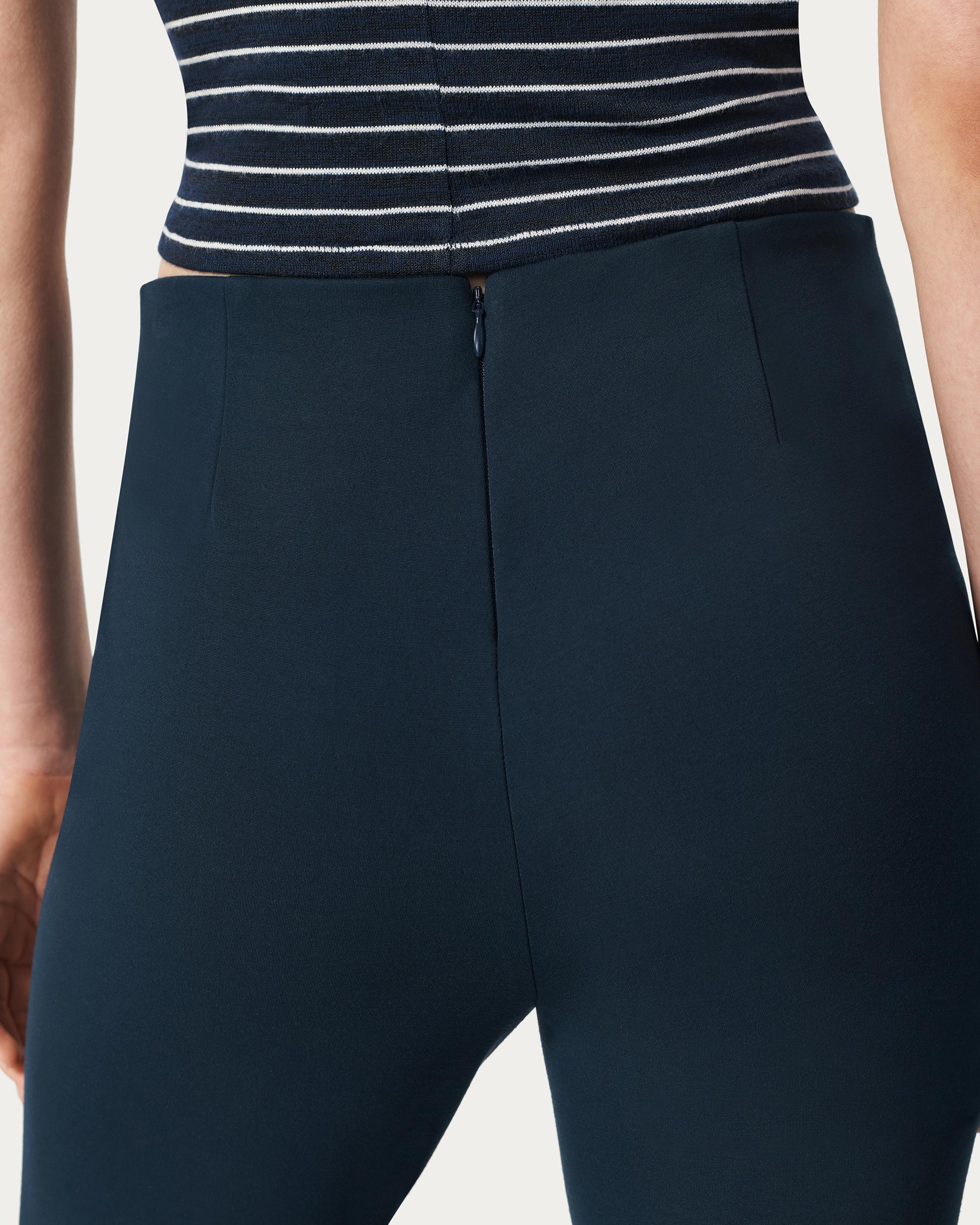 Irina Kick Flare Pants
Refine Knit - 5