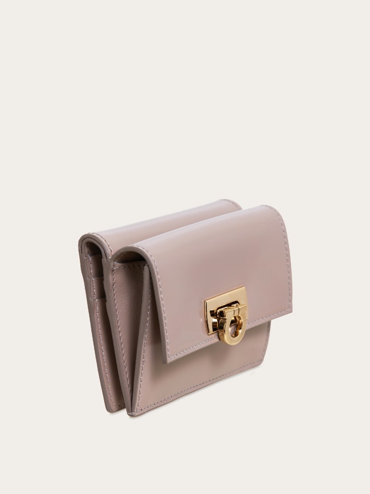 COMPACT WALLET WITH GANCINI CLASP 2
