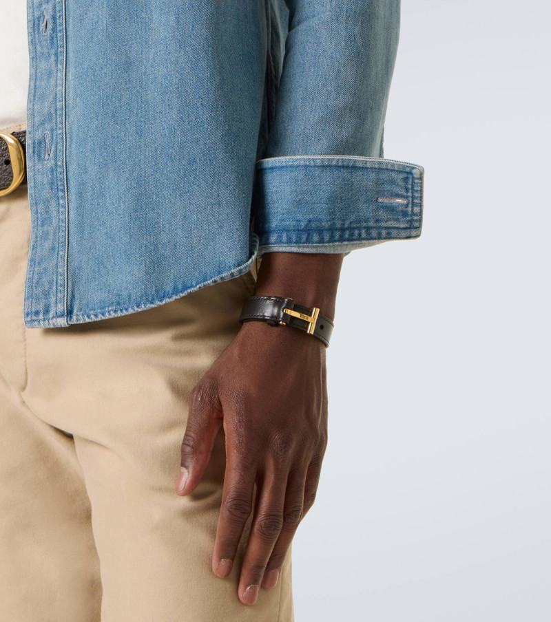TOM FORD T leather bracelet outlook