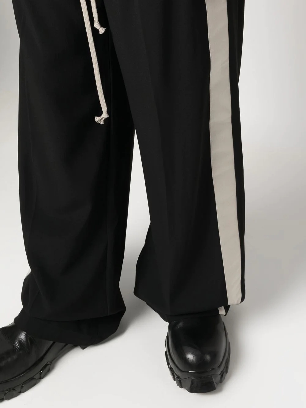 side-stripe drawstring trousers - 5