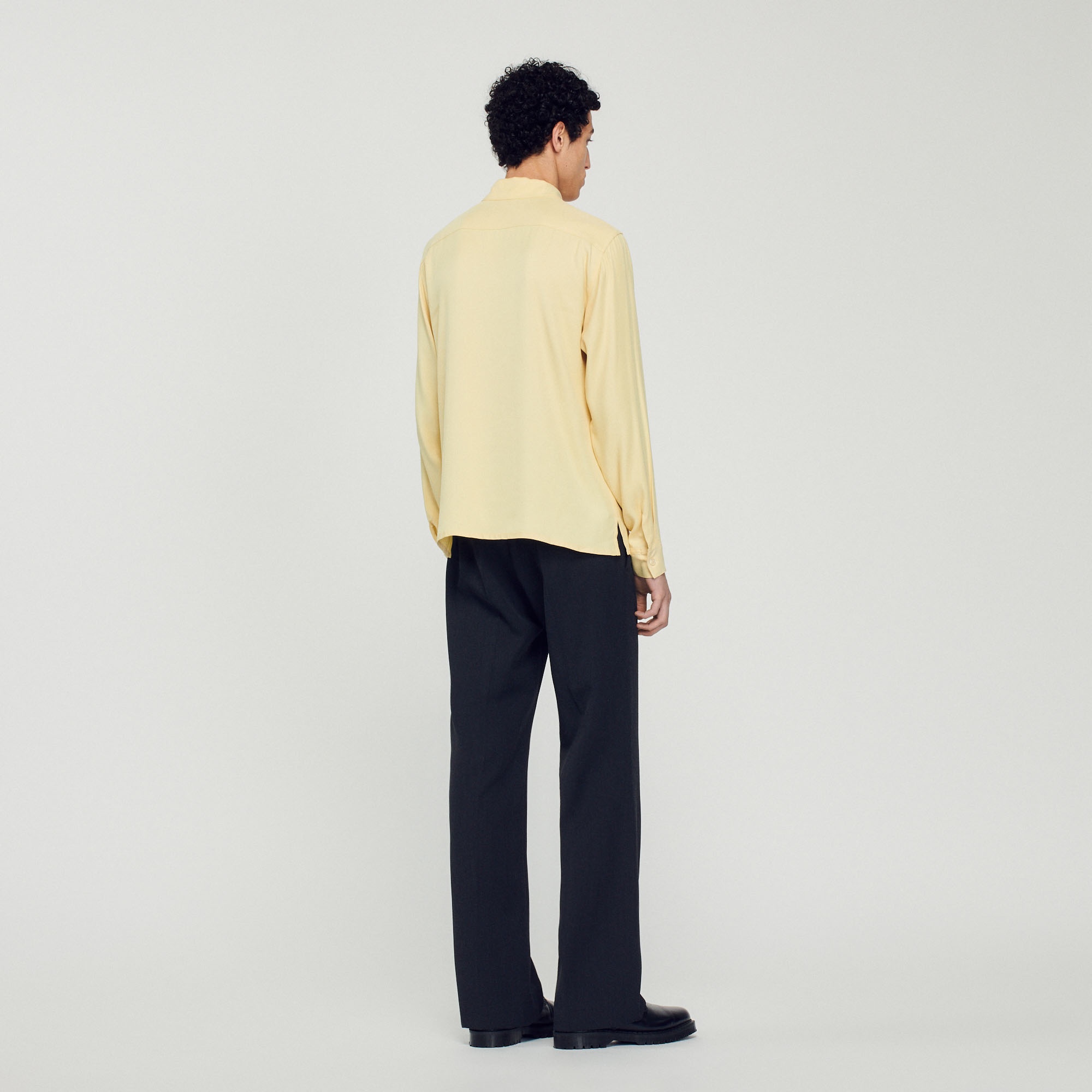 Floaty shirt with spread collar - 6