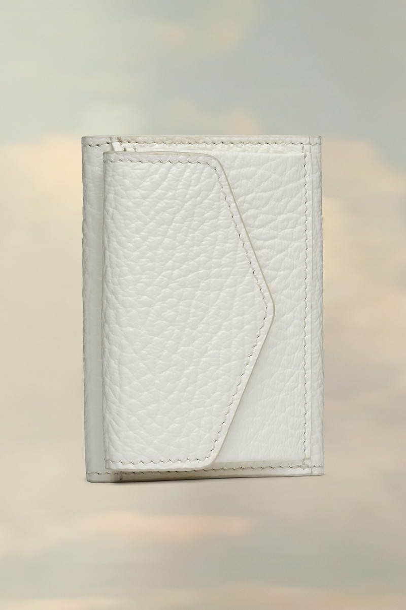 Envelope leather wallet 1