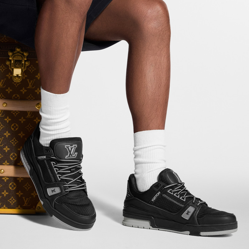 LV Trainer Sneaker 7