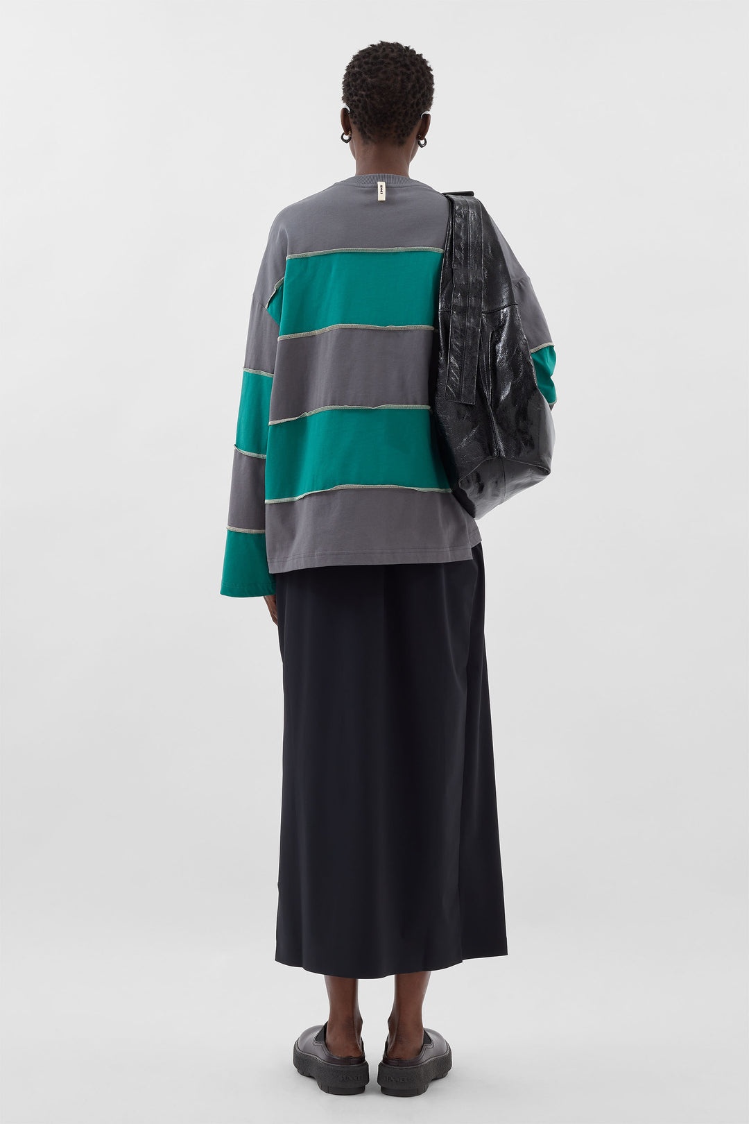 OVER LONGSLEEVE T-SHIRT W/ CUTS / anthracite & green stripes - 4