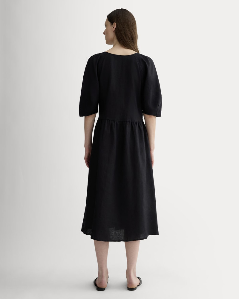 THE LINEN OVERSIZED PUFF-SLEEVE DRESS 5
