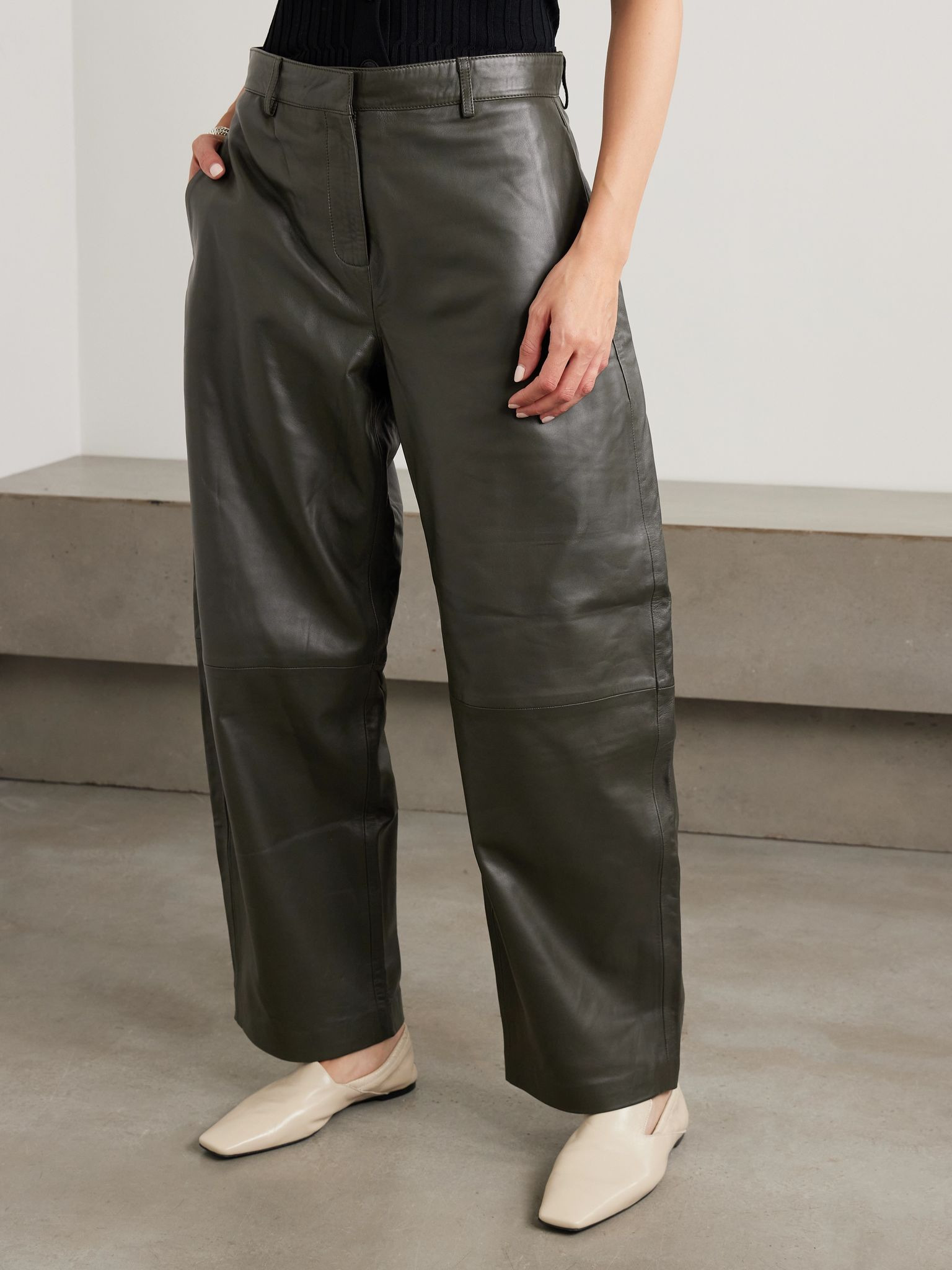 Leather tapered pants Army green - 3