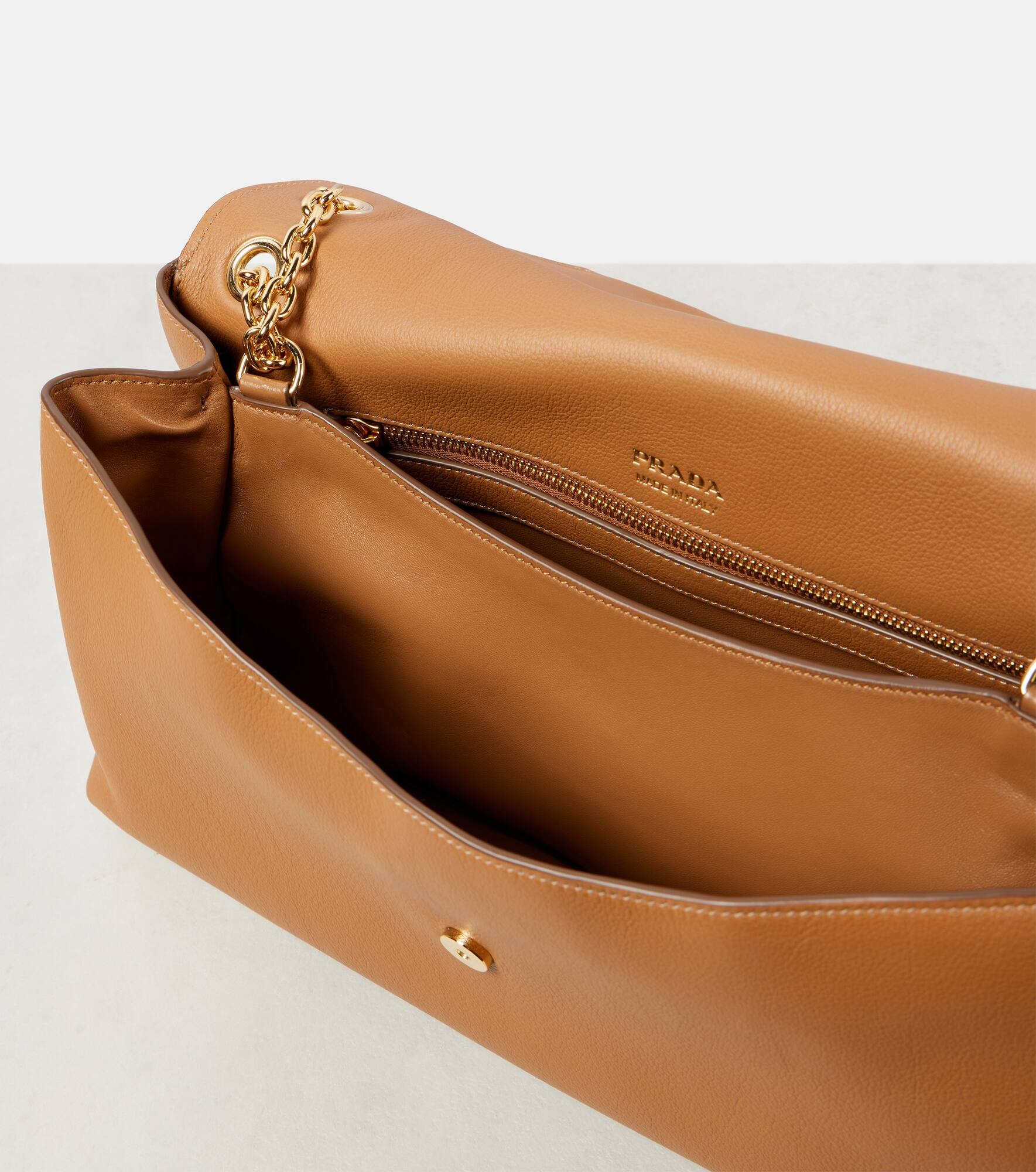 Medium leather shoulder bag - 3