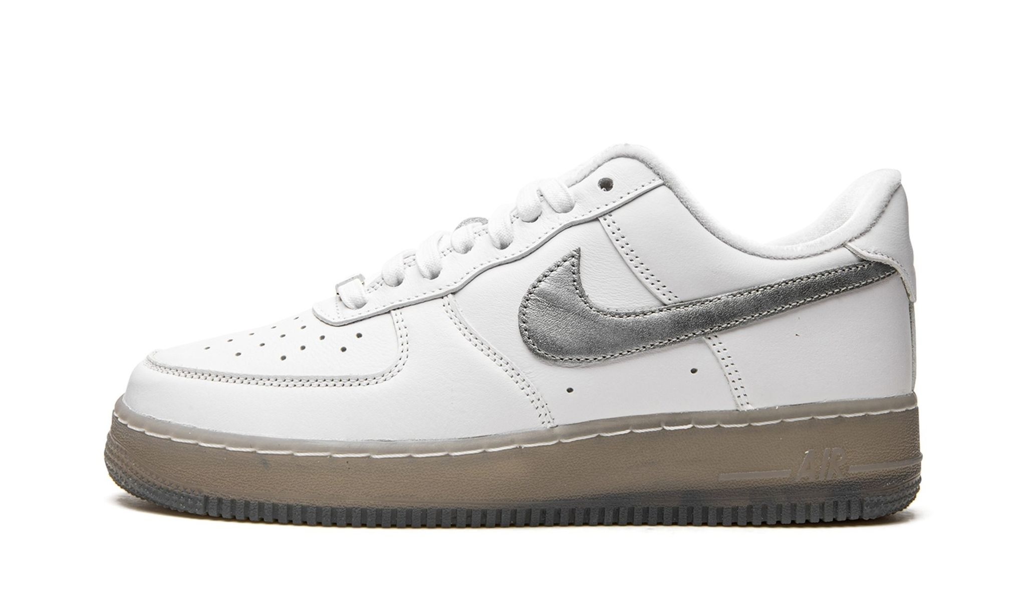 Air Force 1 "White / Metallic Silver" - 1