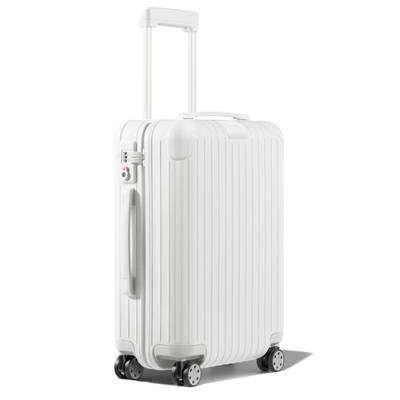 RIMOWA Essential Cabin S outlook