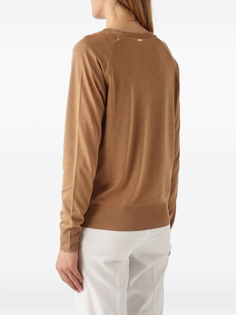 raglan-sleeve button-slit t-shirt 4