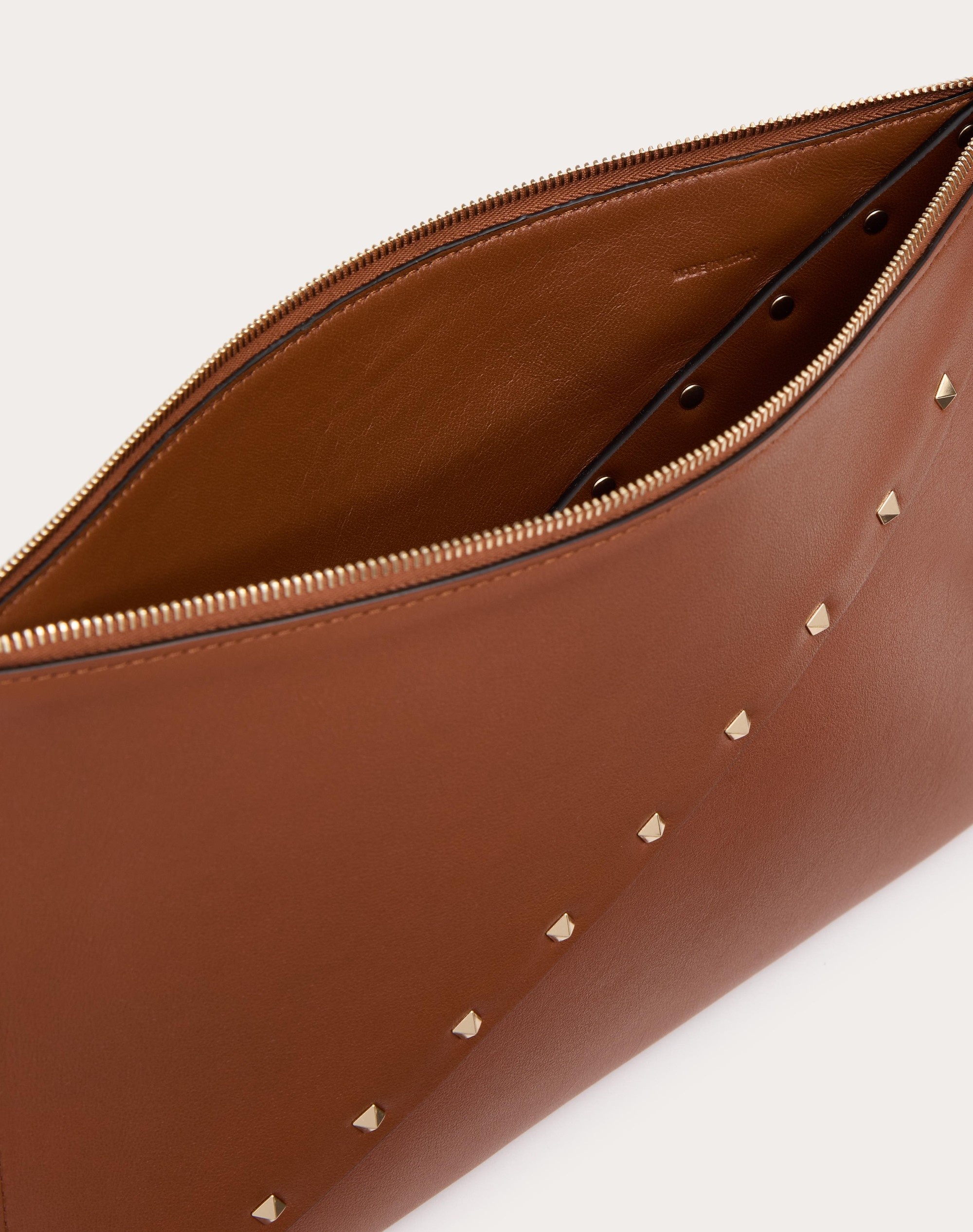 VALENTINO GARAVANI ROCKSTUD WISPY POUCH IN CALFSKIN - 4