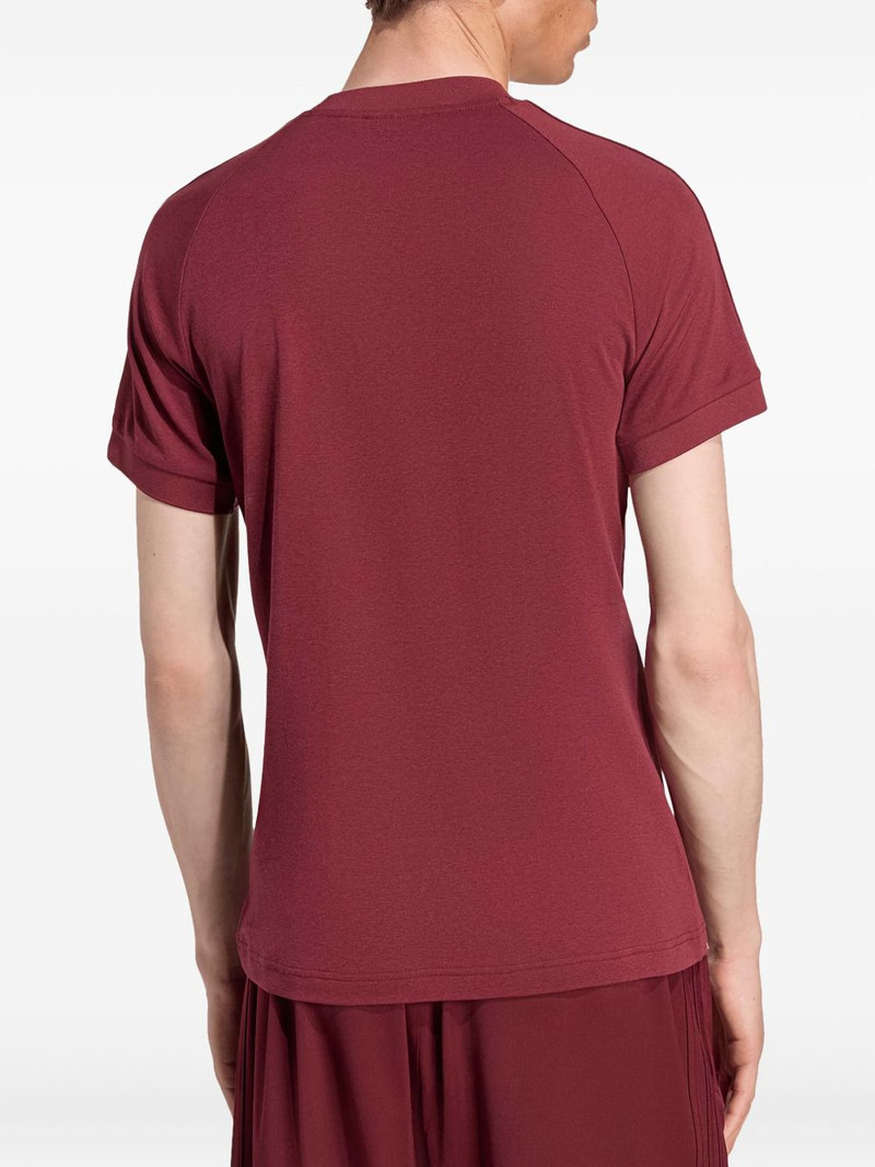 raglan-sleeves t-shirt 3