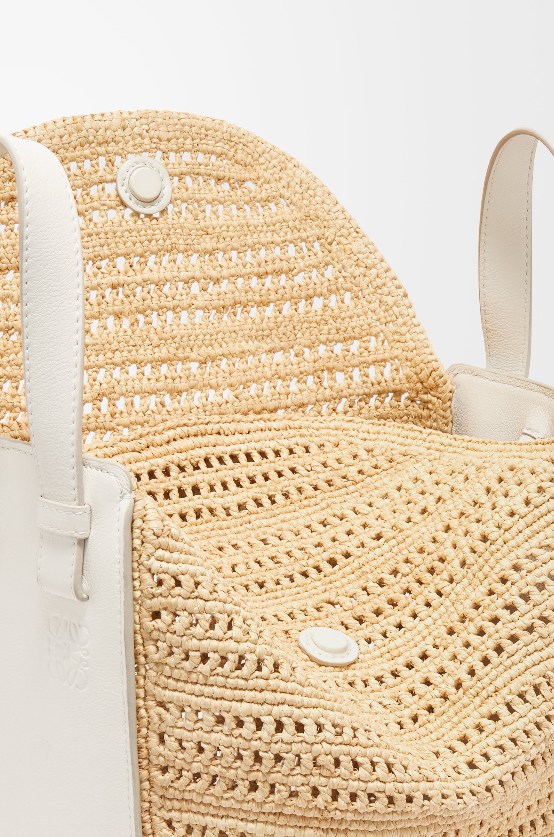 Compact Hammock bag in raffia and calfskin - 9