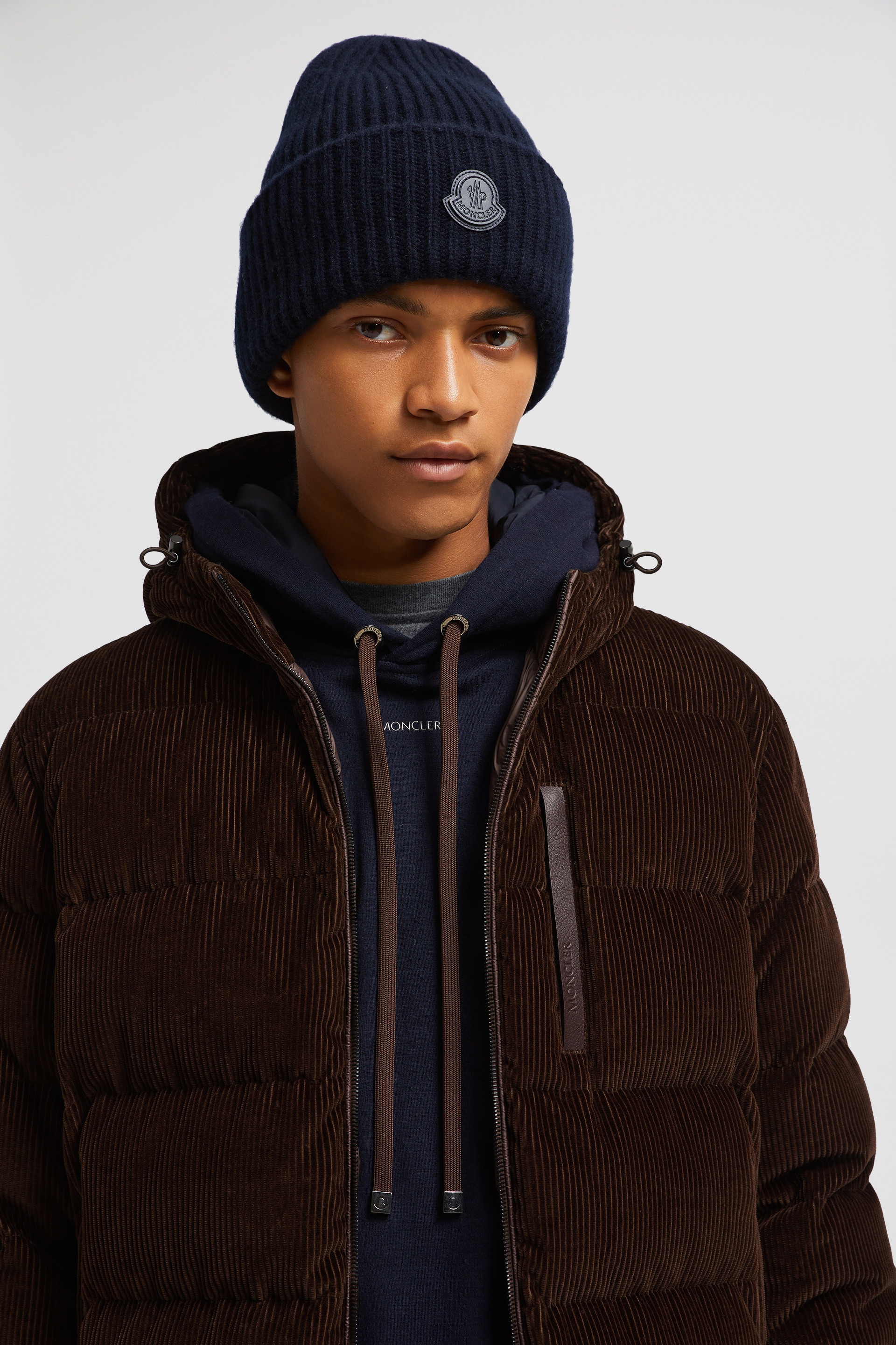 Vederna Corduroy Short Down Jacket - 4