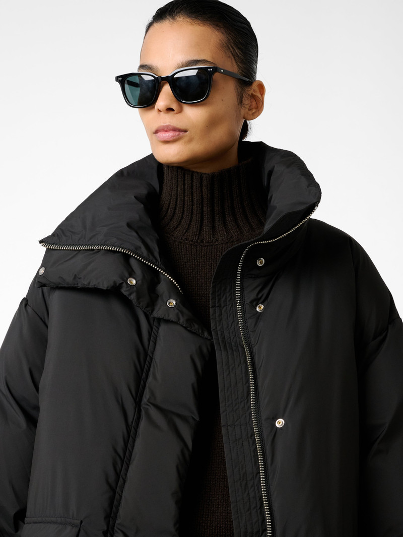 Elk Puffer Jacket 5