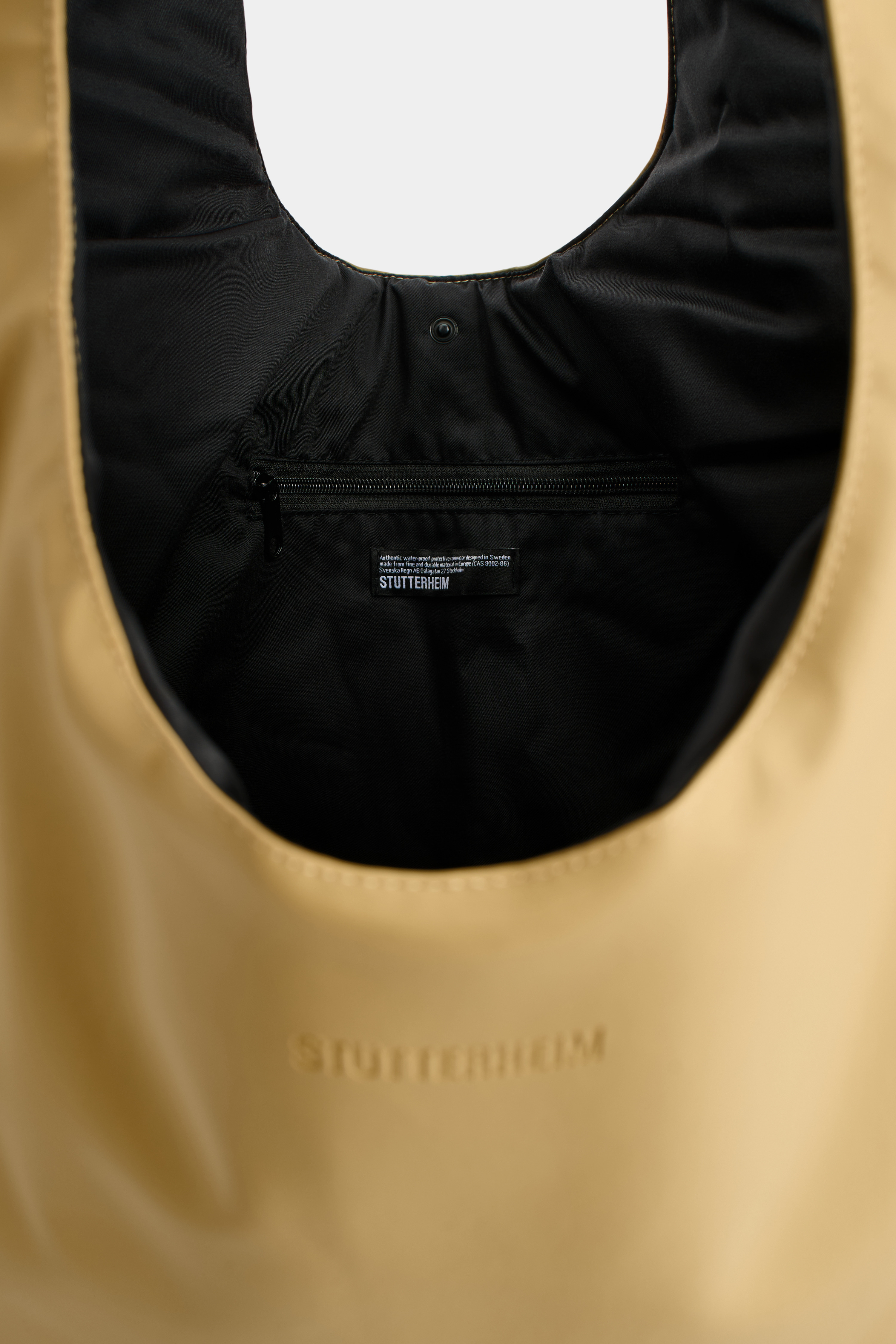 Svea Puffer Bag Sand - 2