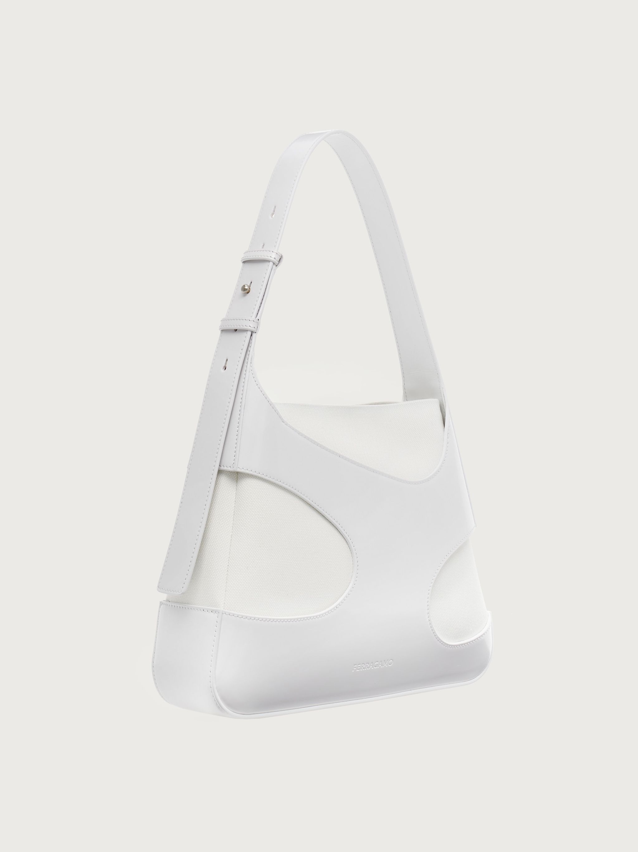 Shoulder bag with cut-out detailing (M) - 3
