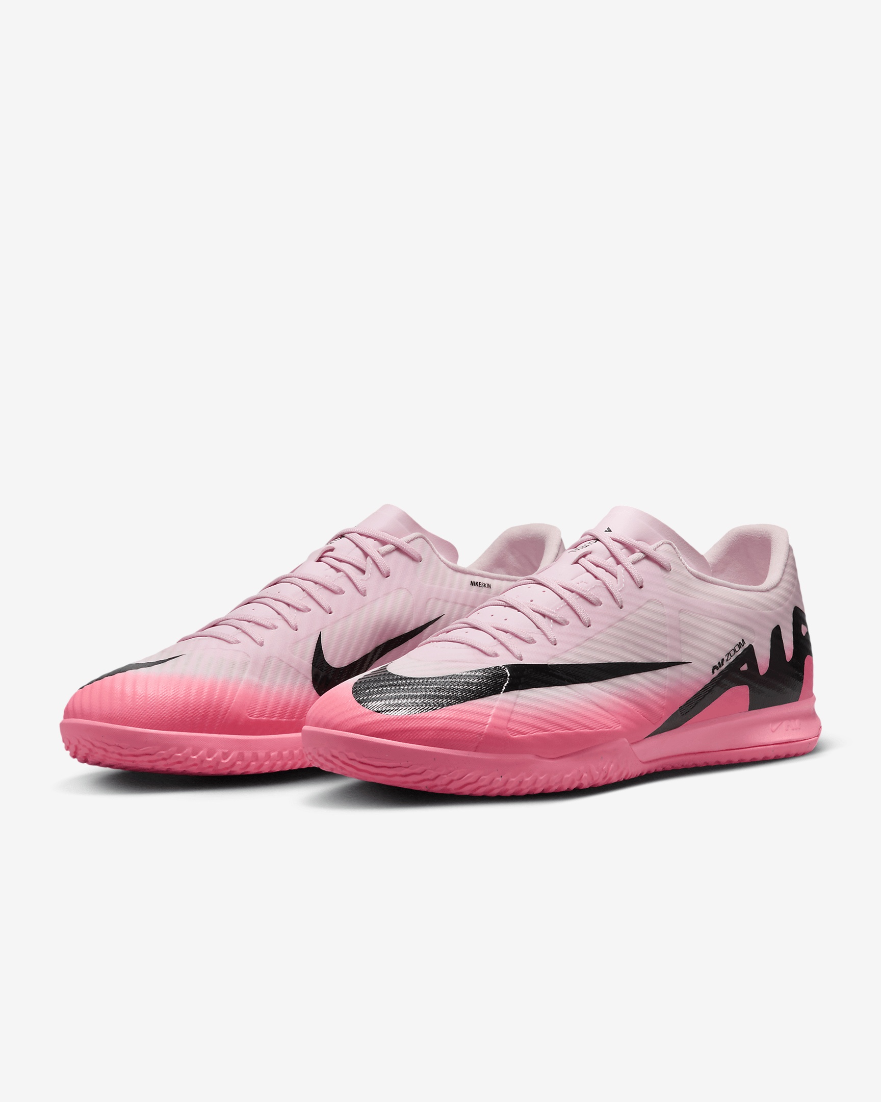 Nike Mercurial Vapor 15 Academy IC Low-Top Soccer Shoes - 5