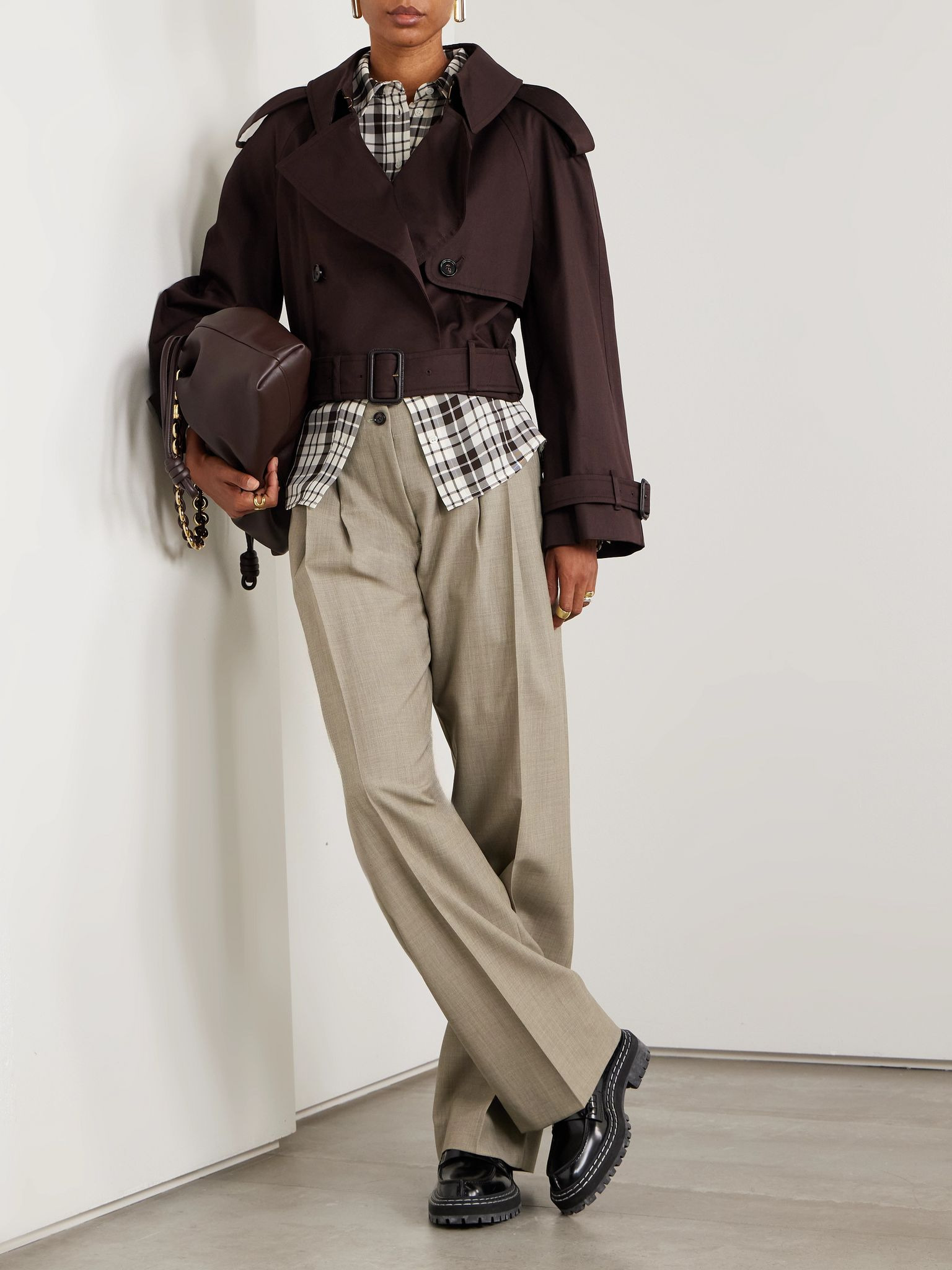 Dolebury cropped cotton-gabardine trench coat Brown - 2