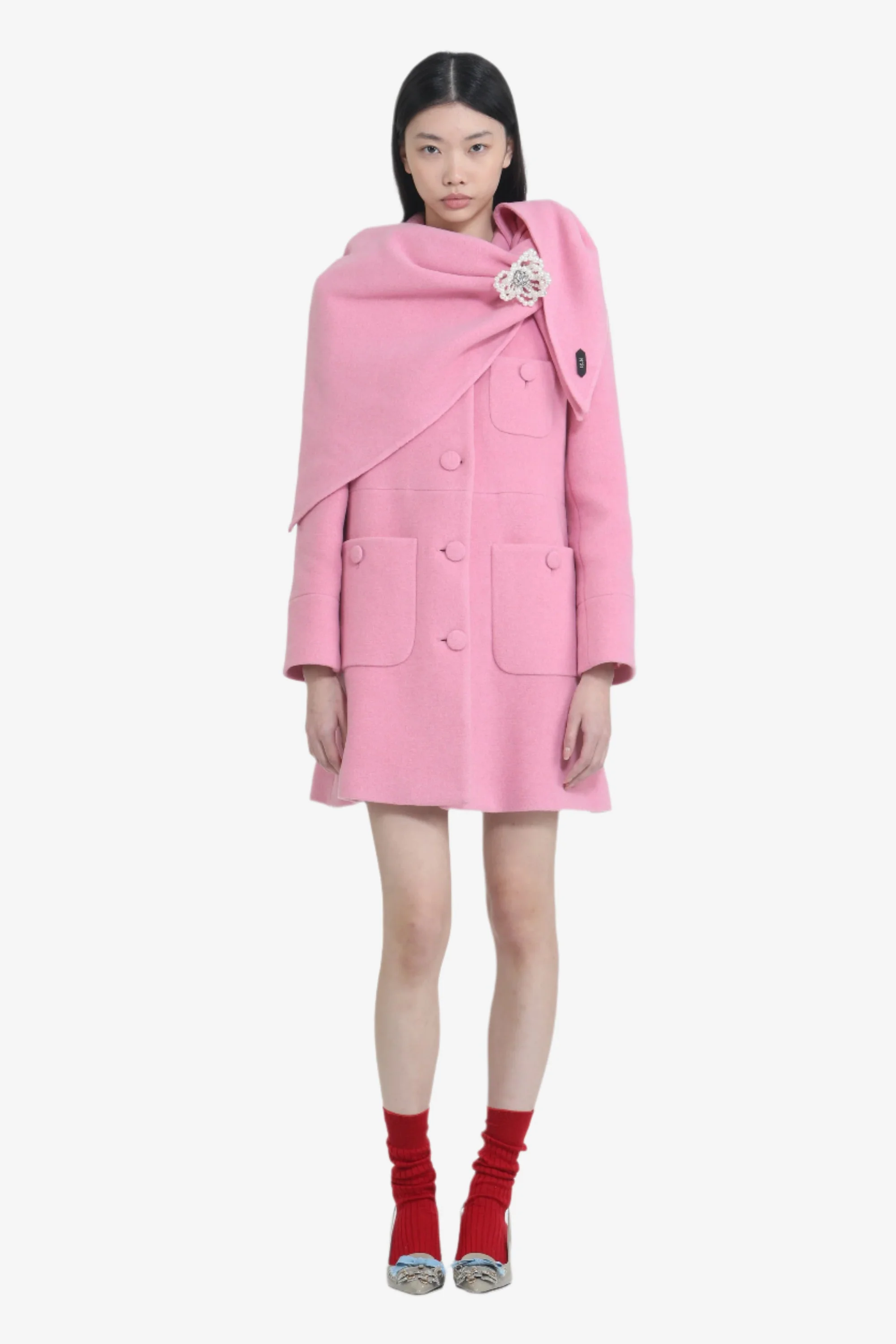 SHORT COAT WITH LARGE BUTTONS AND ROUNDED COLLAR - 1