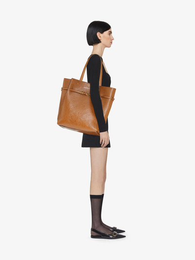 Givenchy MEDIUM VOYOU TOTE BAG IN LEATHER outlook