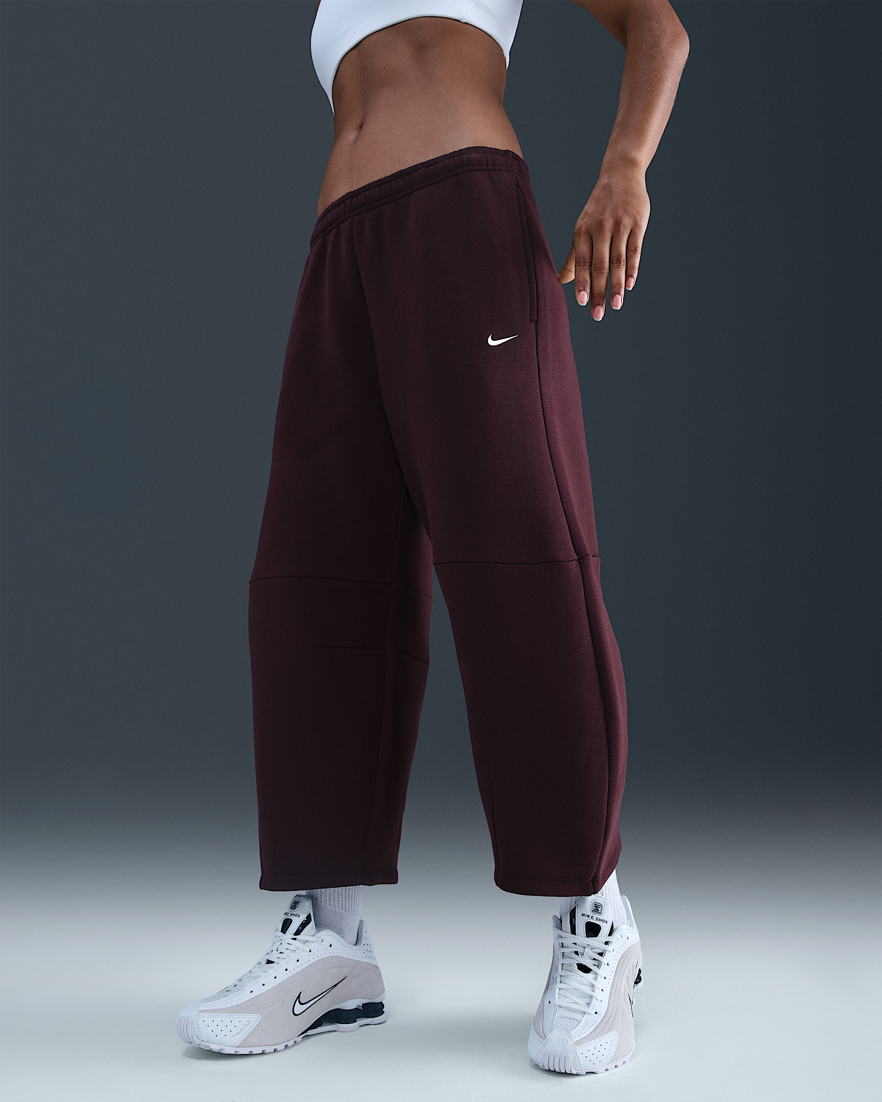Nike Sportswear Phoenix Fleece Women's Loose Mid-Rise Barrel Pants - 2