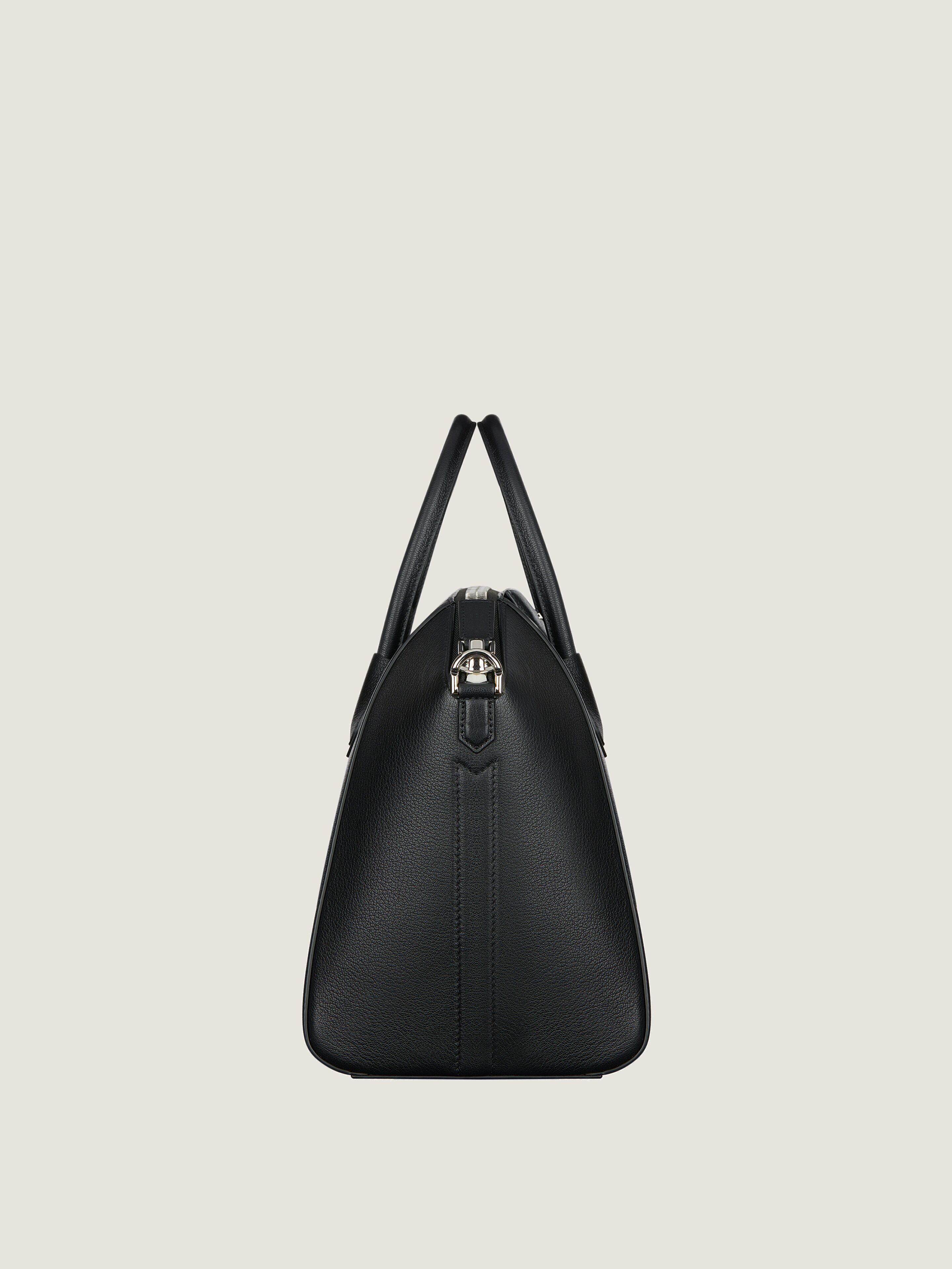 MEDIUM ANTIGONA BAG IN GRAINED LEATHER - 2