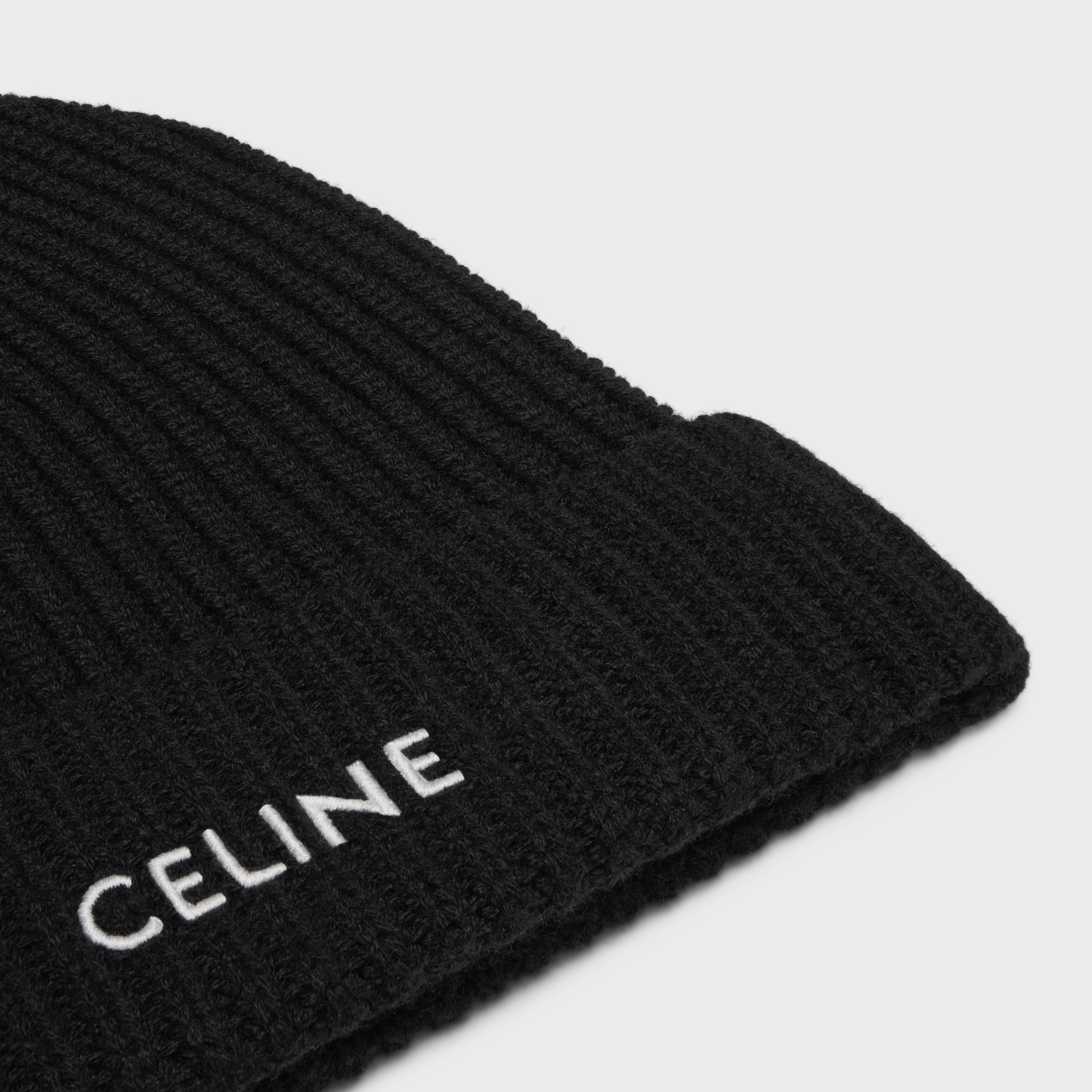 celine beanie in Scottish cashmere - 3
