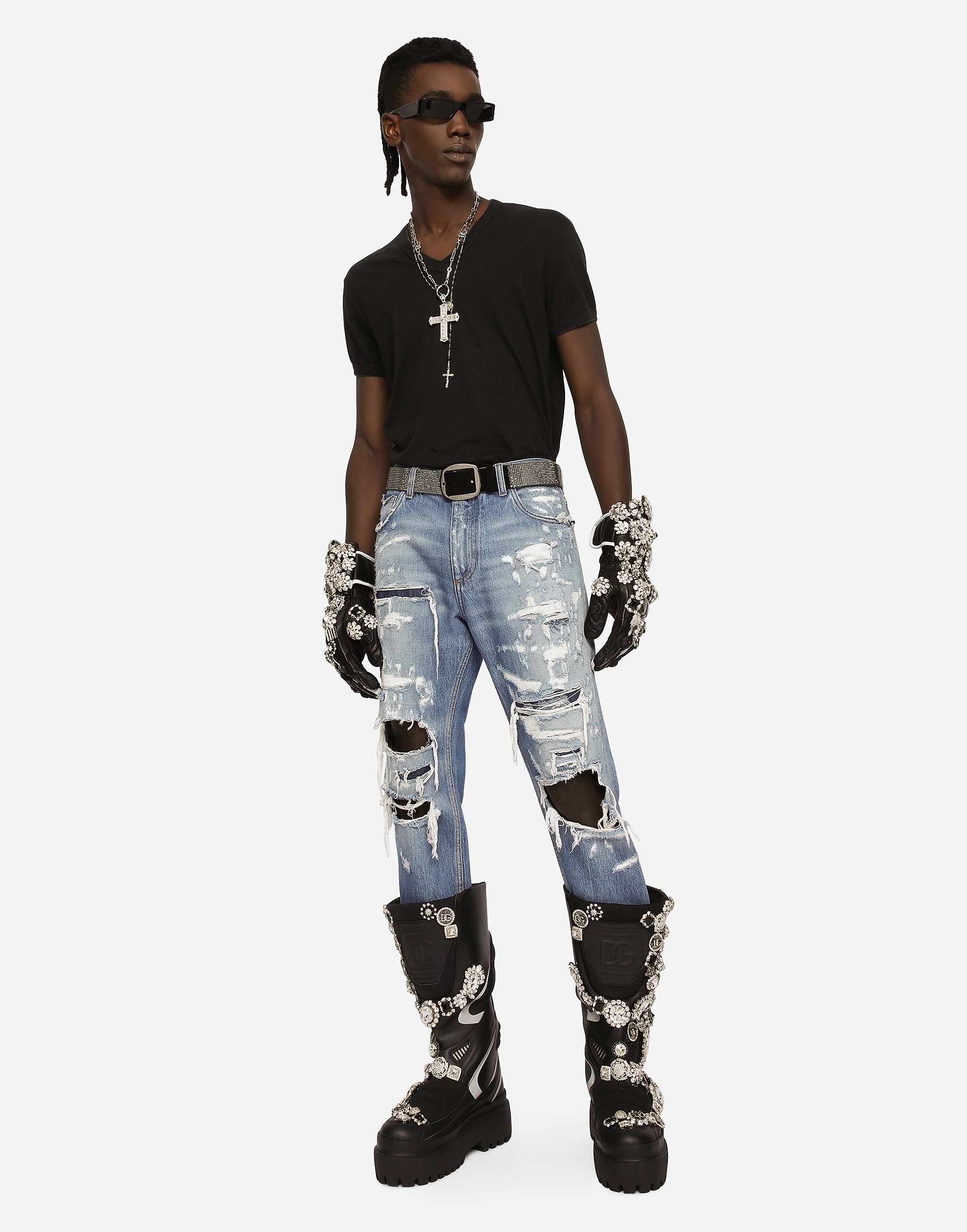 Loose blue wash denim jeans with rips - 5