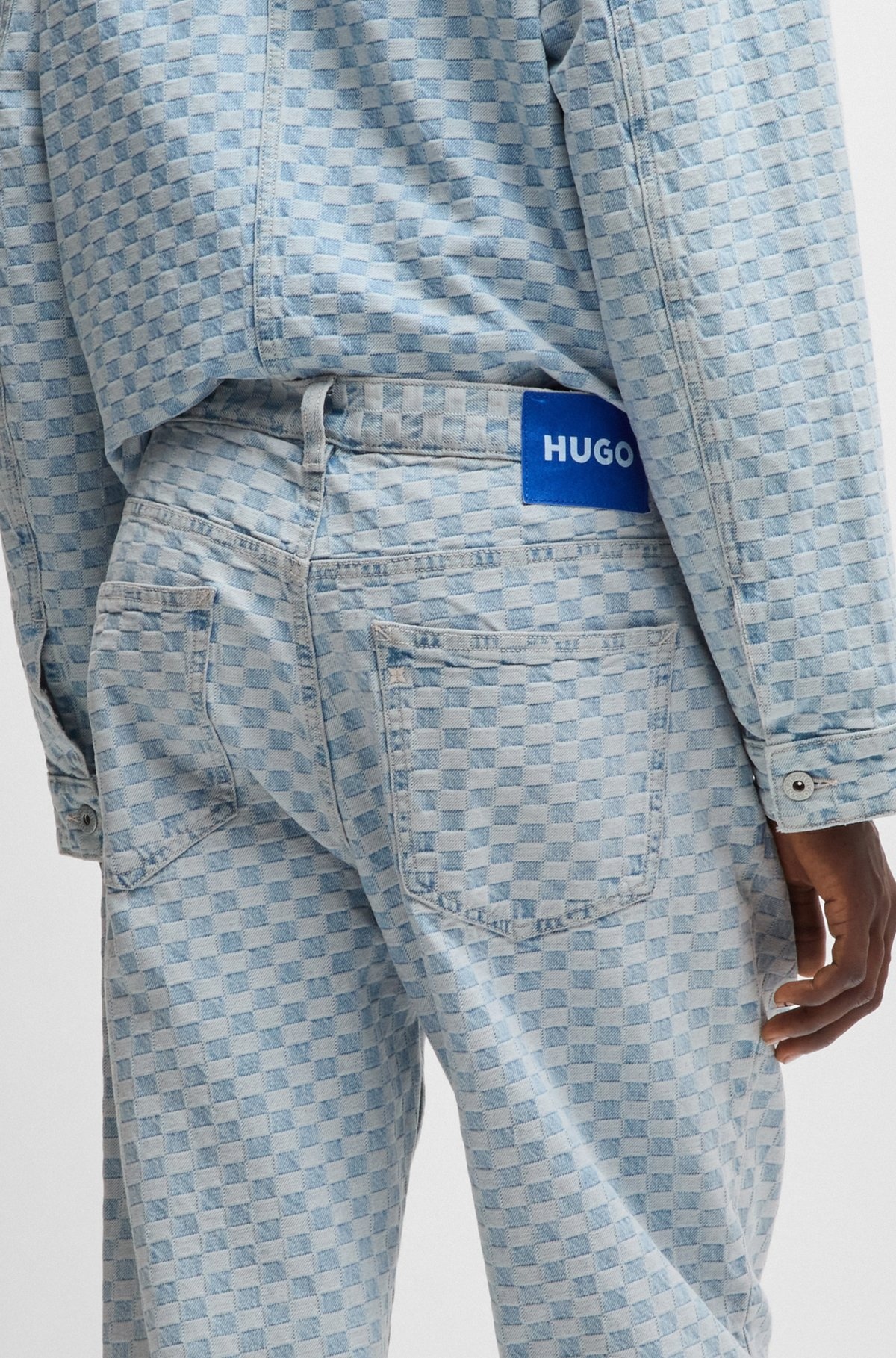 BAGGY-FIT JEANS IN CHECKERBOARD DENIM - 5