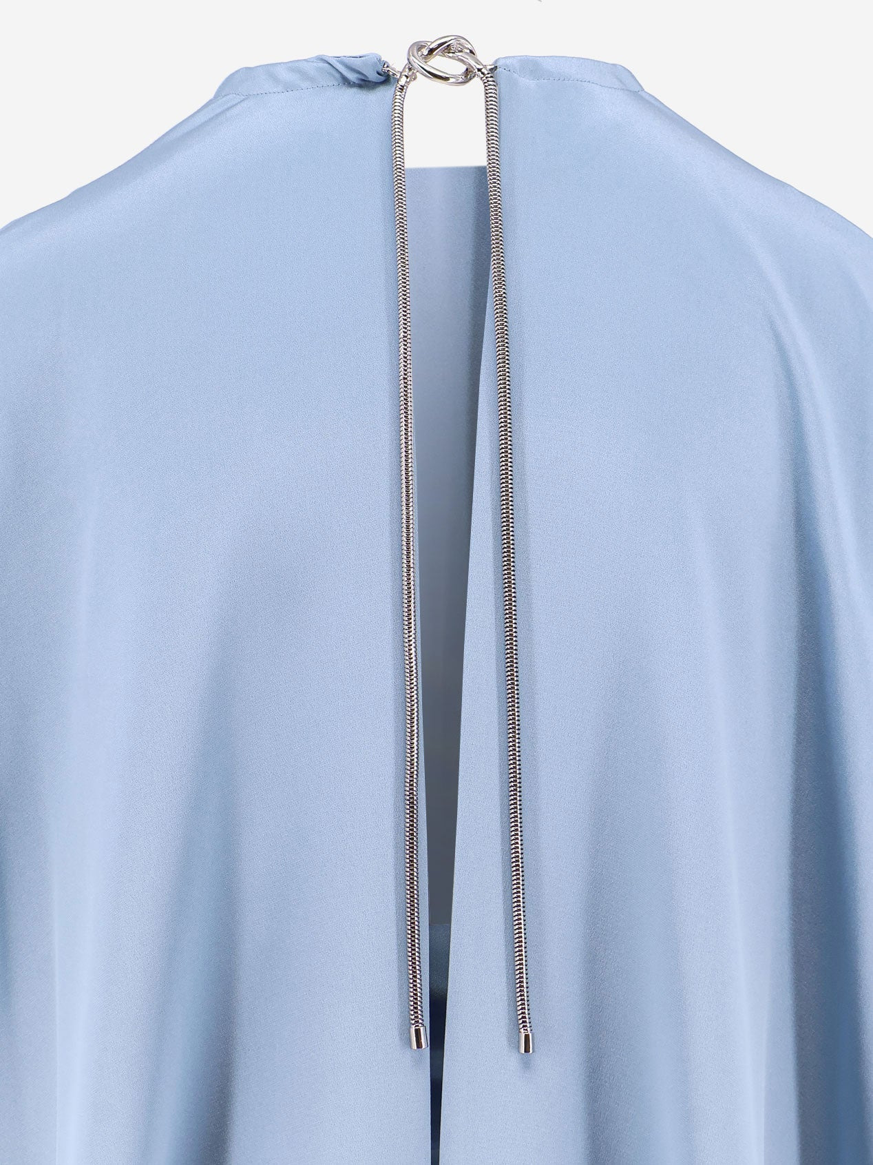 Managua Silk Long Dress With Silk Cape And Metal Detail - 5