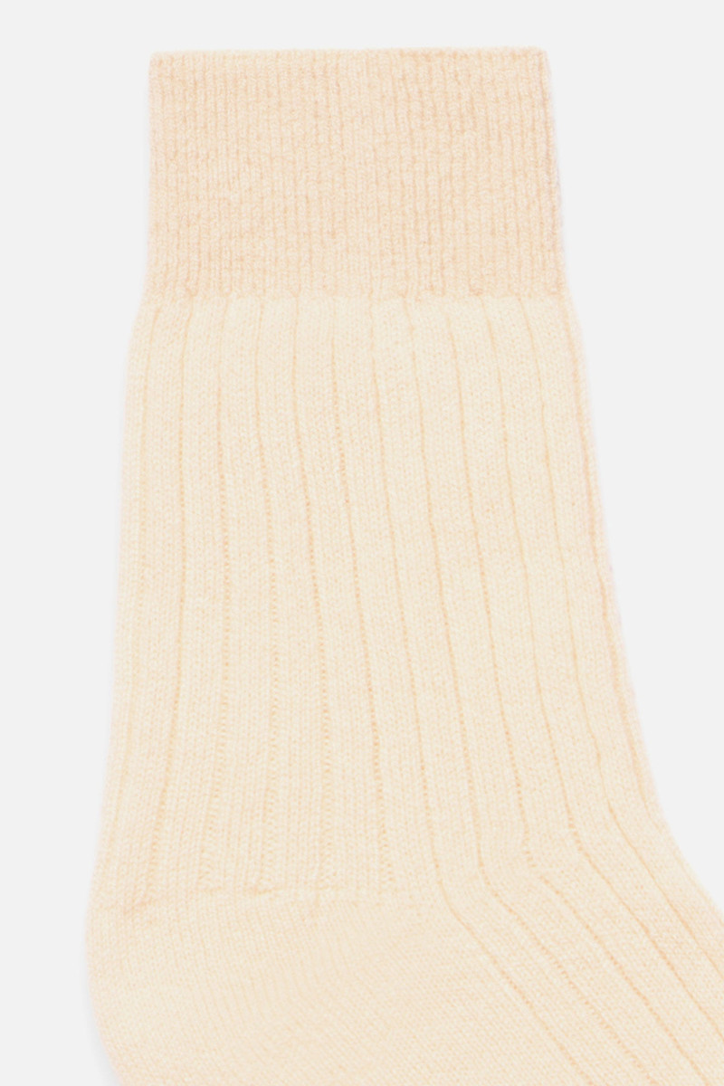 The Elder Statesman CASHMERE TROUSER SOCKS outlook