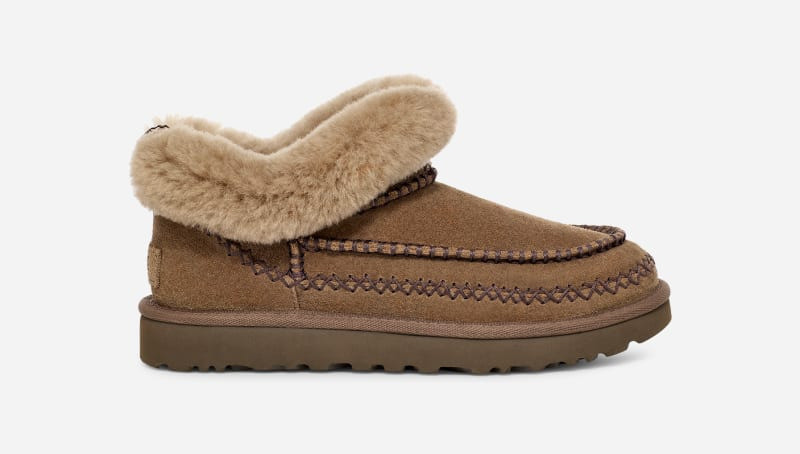 ® Women's Classic Ultra Mini Alpine Sheepskin Classic Boots in Hickory 1