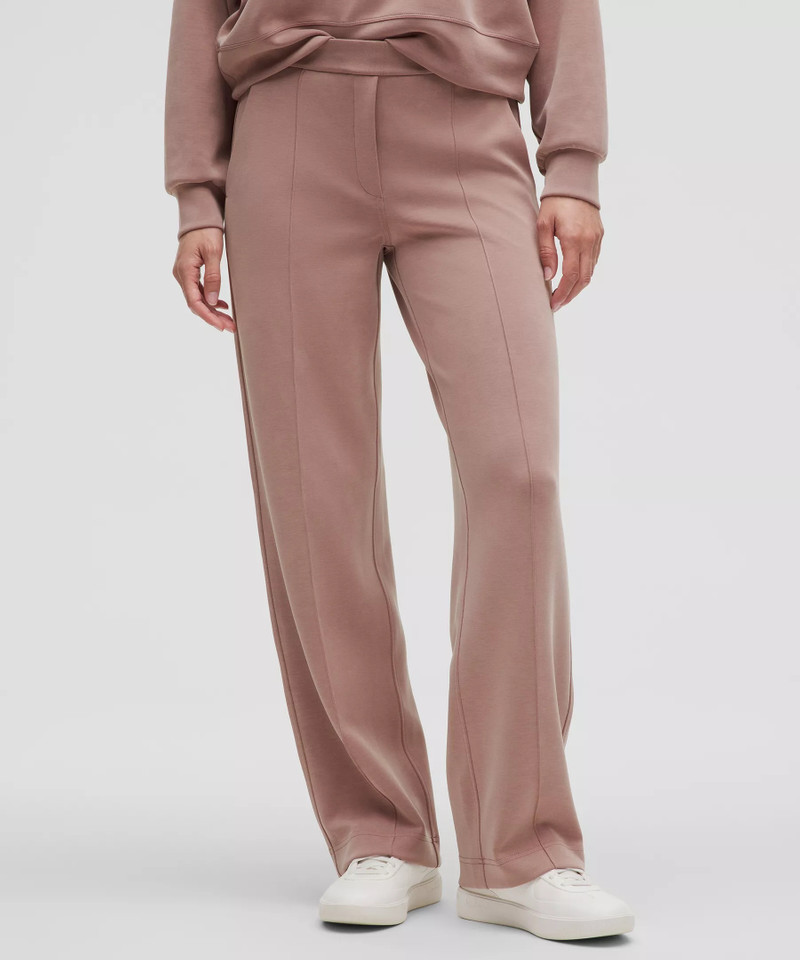 Softstreme Pintuck Mid-Rise Pant *Short 1