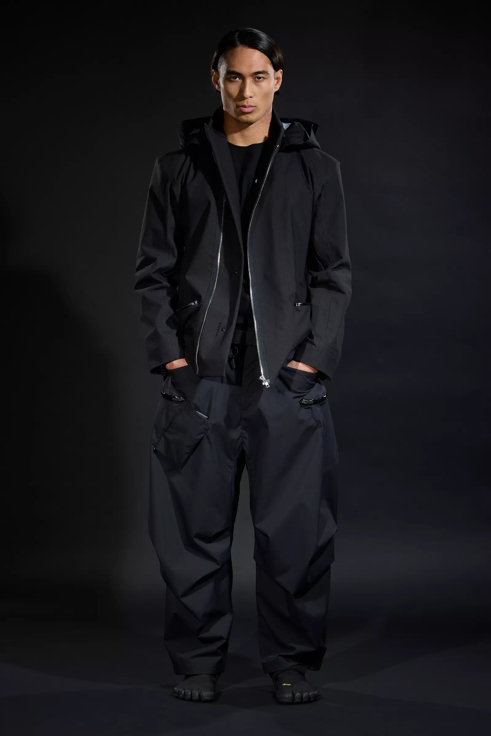 ACRONYM P59-E XSサイズ ブラック ACRONYM P59-E Encapsulated Nylon Cargo Pant Black | REVERSIBLE