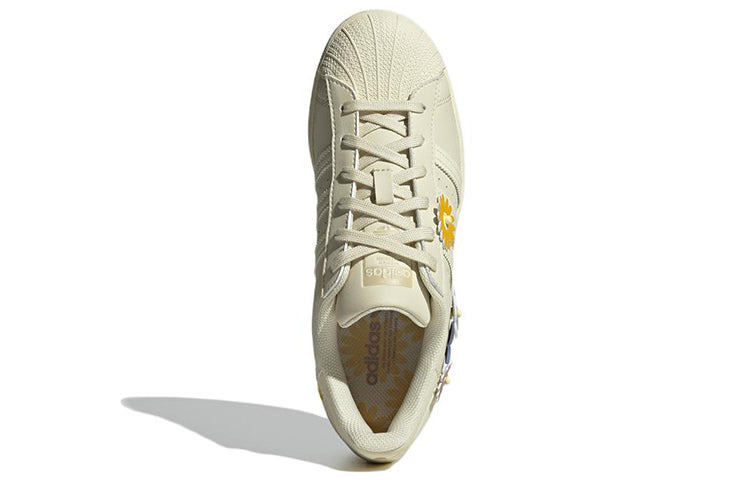 (WMNS) adidas Superstar 'Floral - Sand' GX2171 - 5