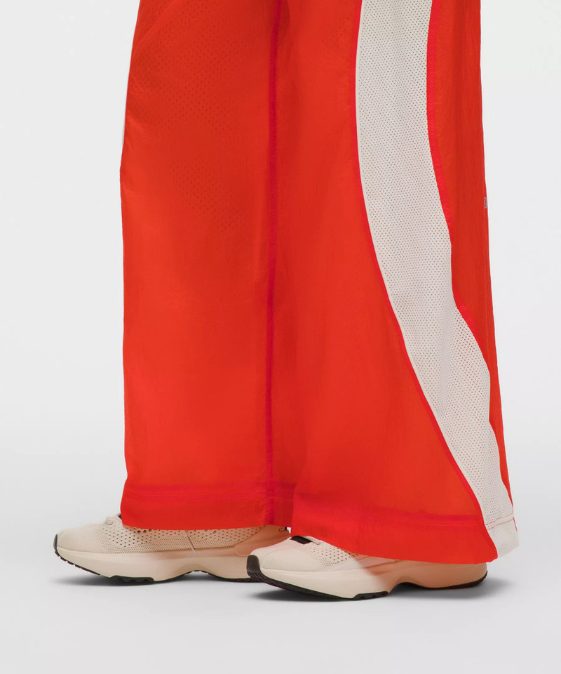 License to Train Textured Nylon Mid-Rise Pant 7