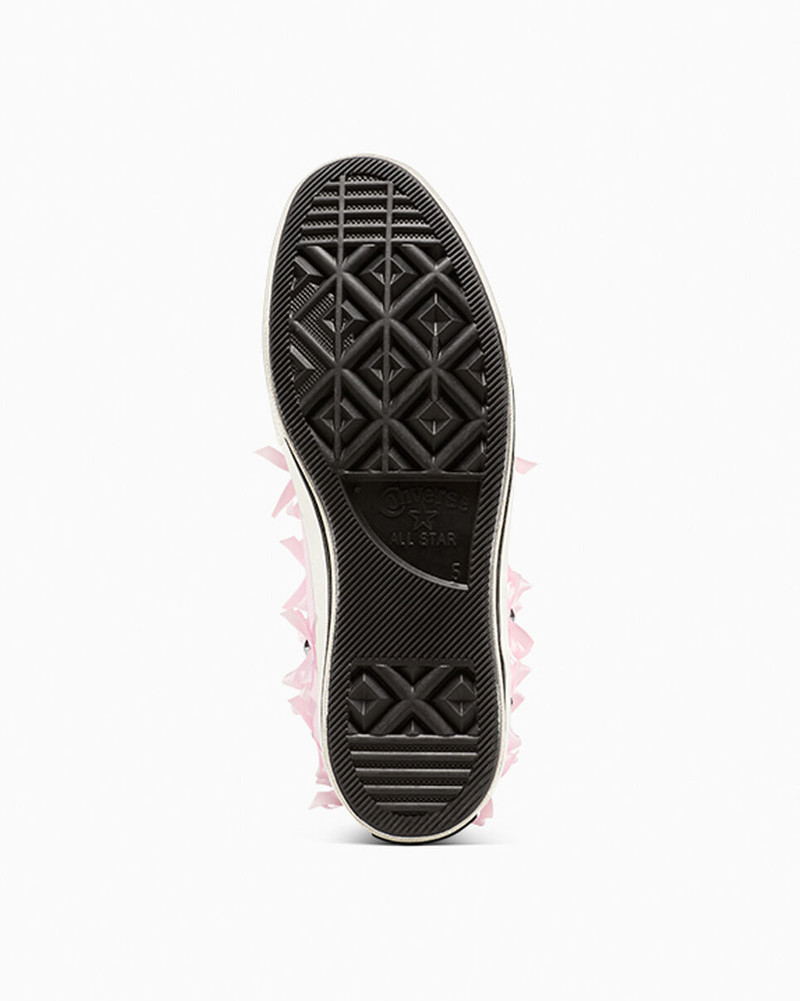 Chuck 70 Bows & Studs 3
