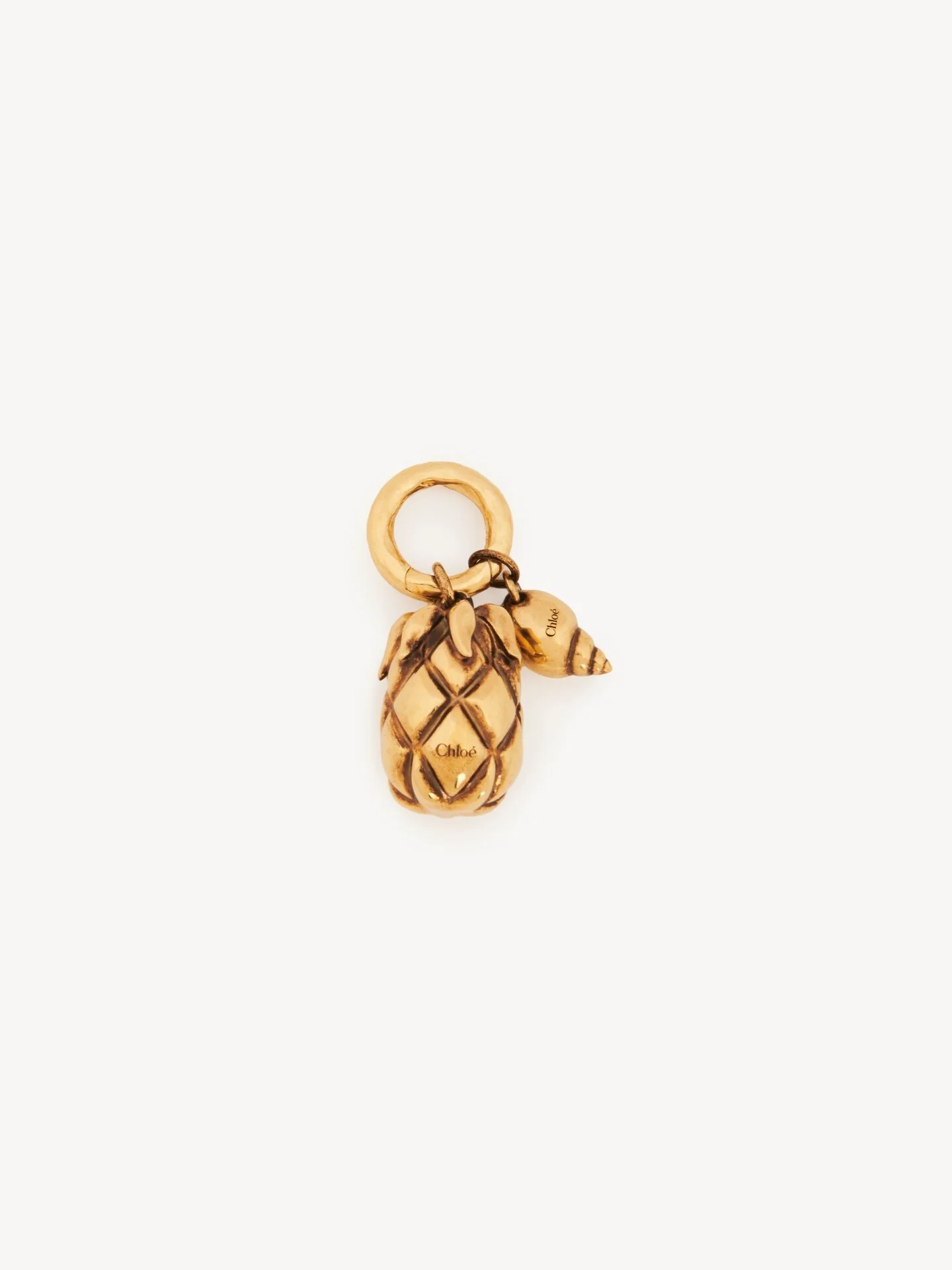 THE CHLOÉ SHELLS CHARM - 1