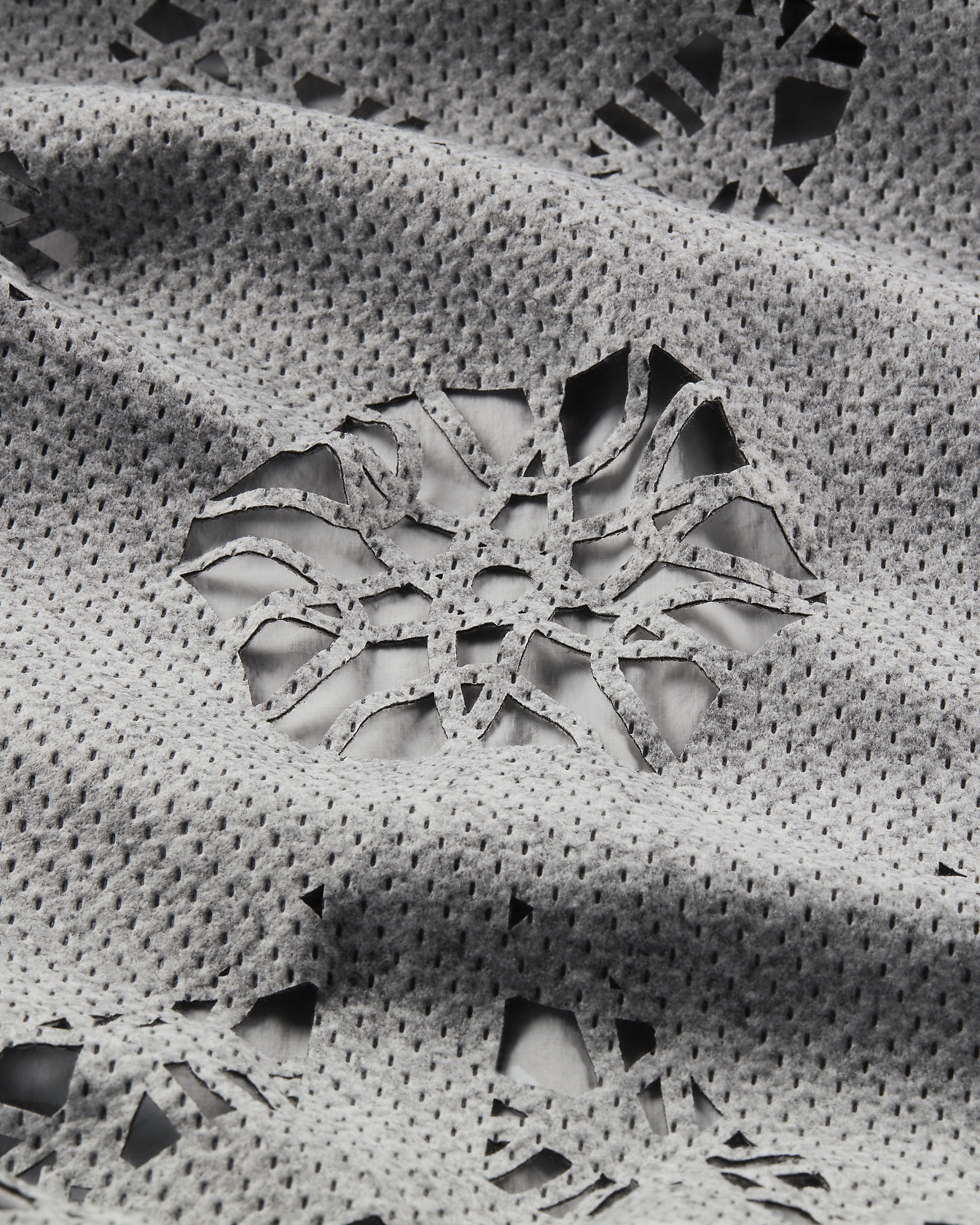 Nike ISPA Metamorph Poncho - 14