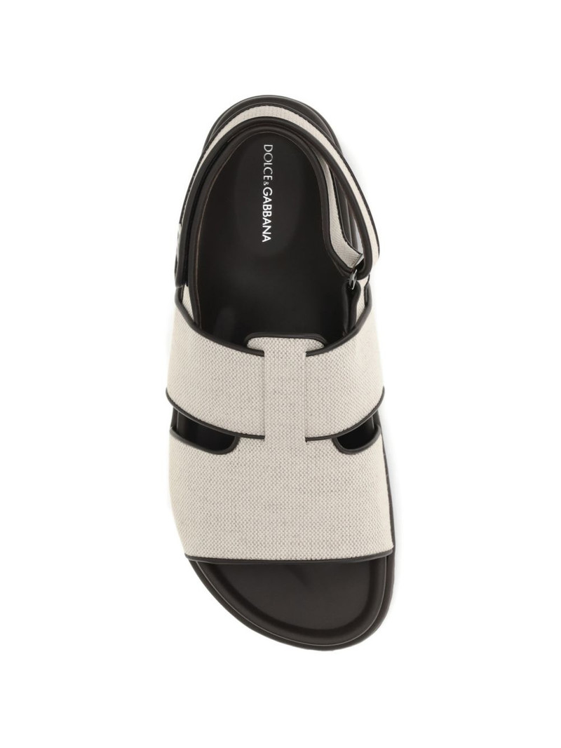 DG-detail sandals 4